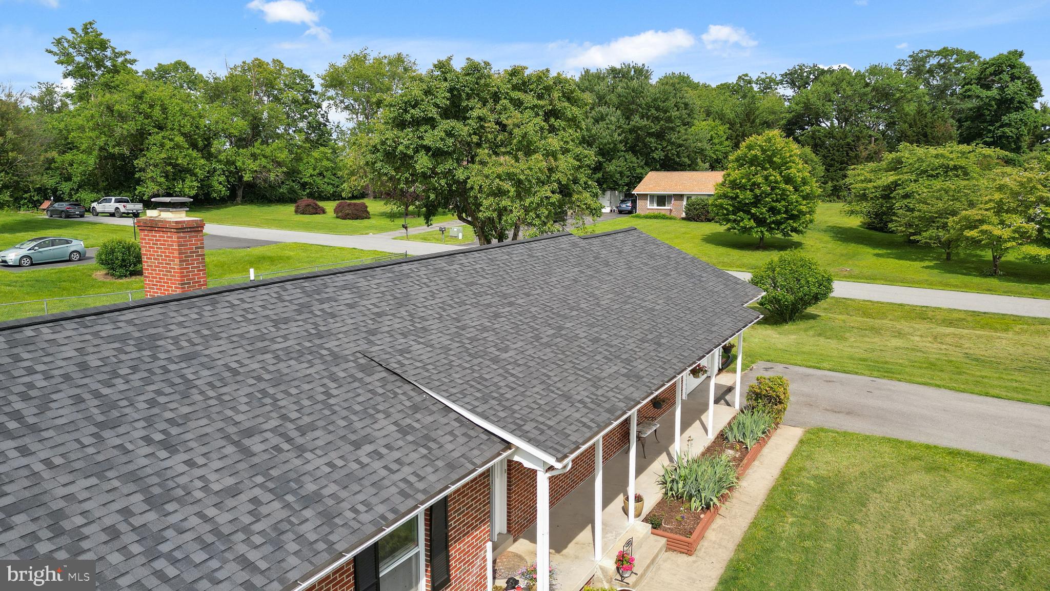 WINDSOR ESTATES - Residential