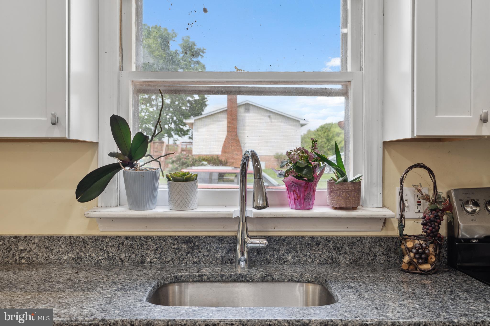 WINDSOR ESTATES - Residential