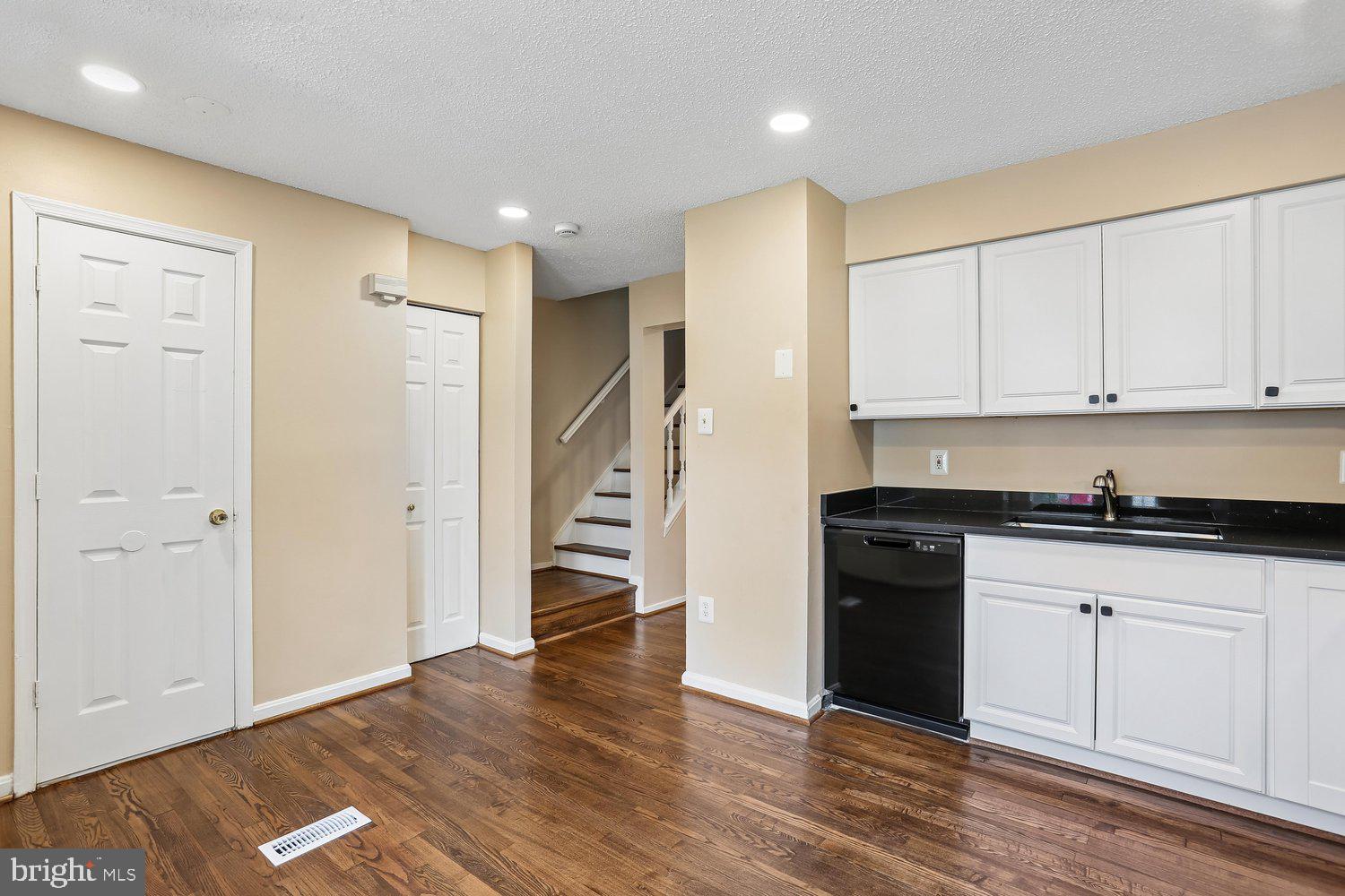LIBERTY HEIGHTS - Residential