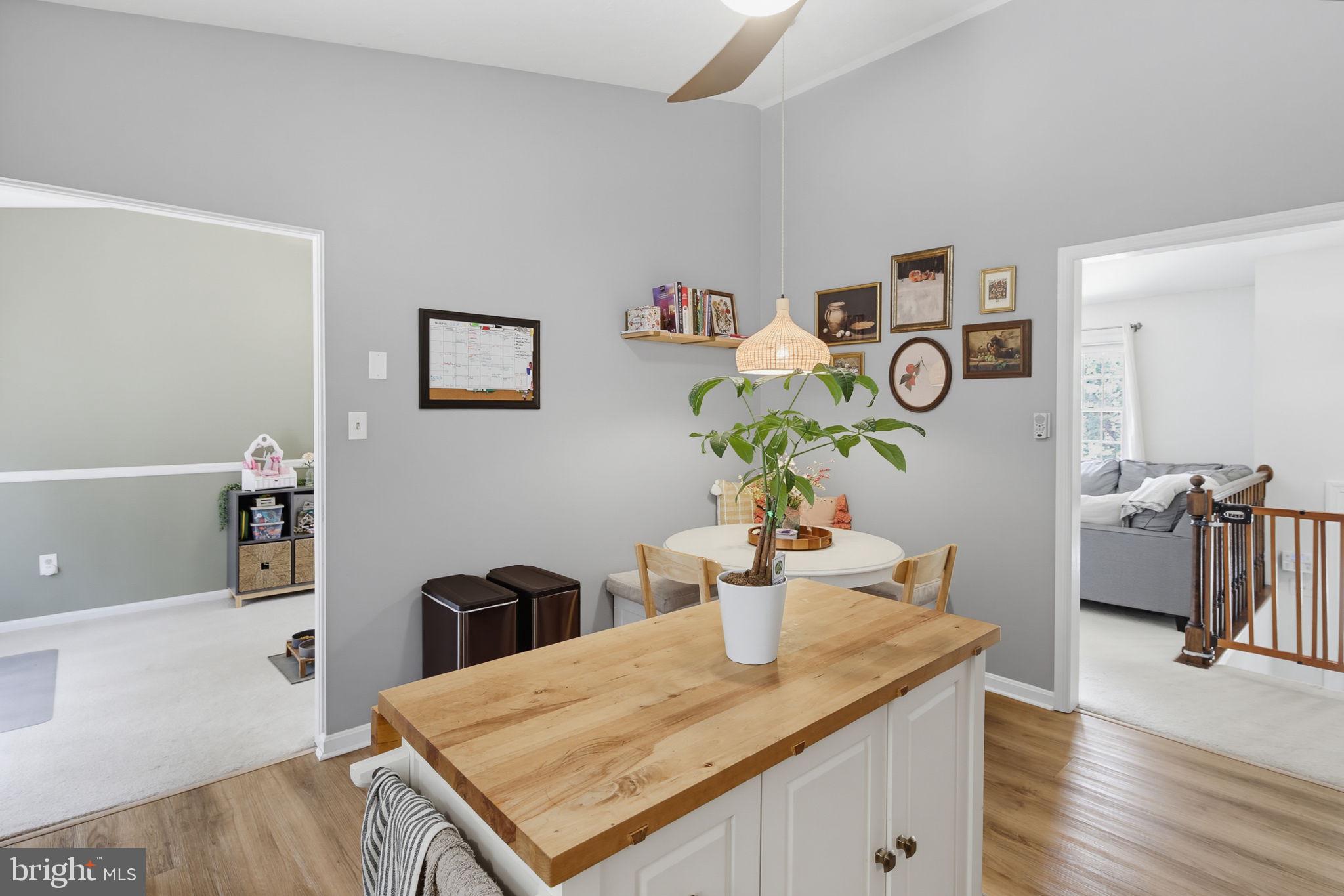 HUNTERS RUN - Residential