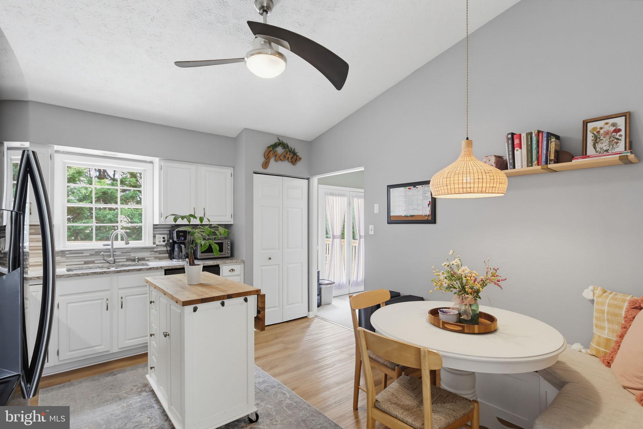 HUNTERS RUN - Residential