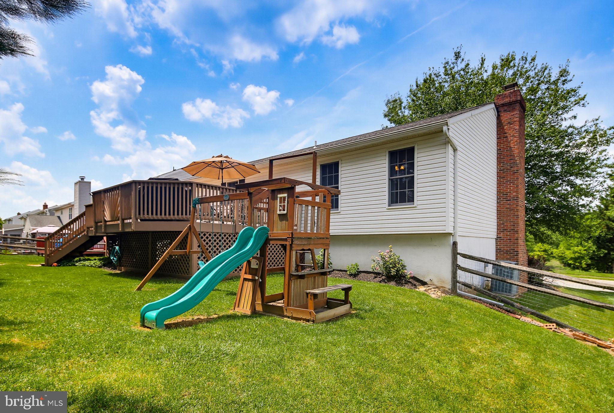 HUNTERS RUN - Residential