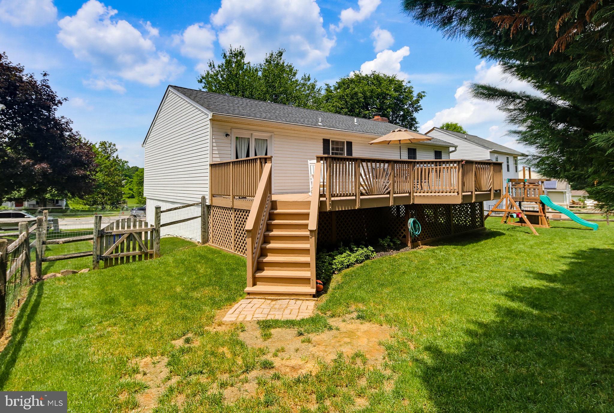HUNTERS RUN - Residential