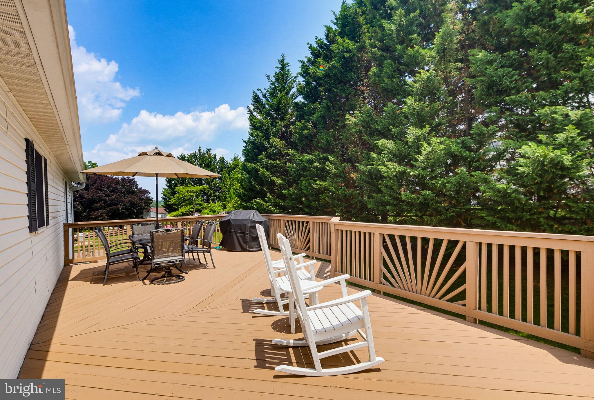 HUNTERS RUN - Residential