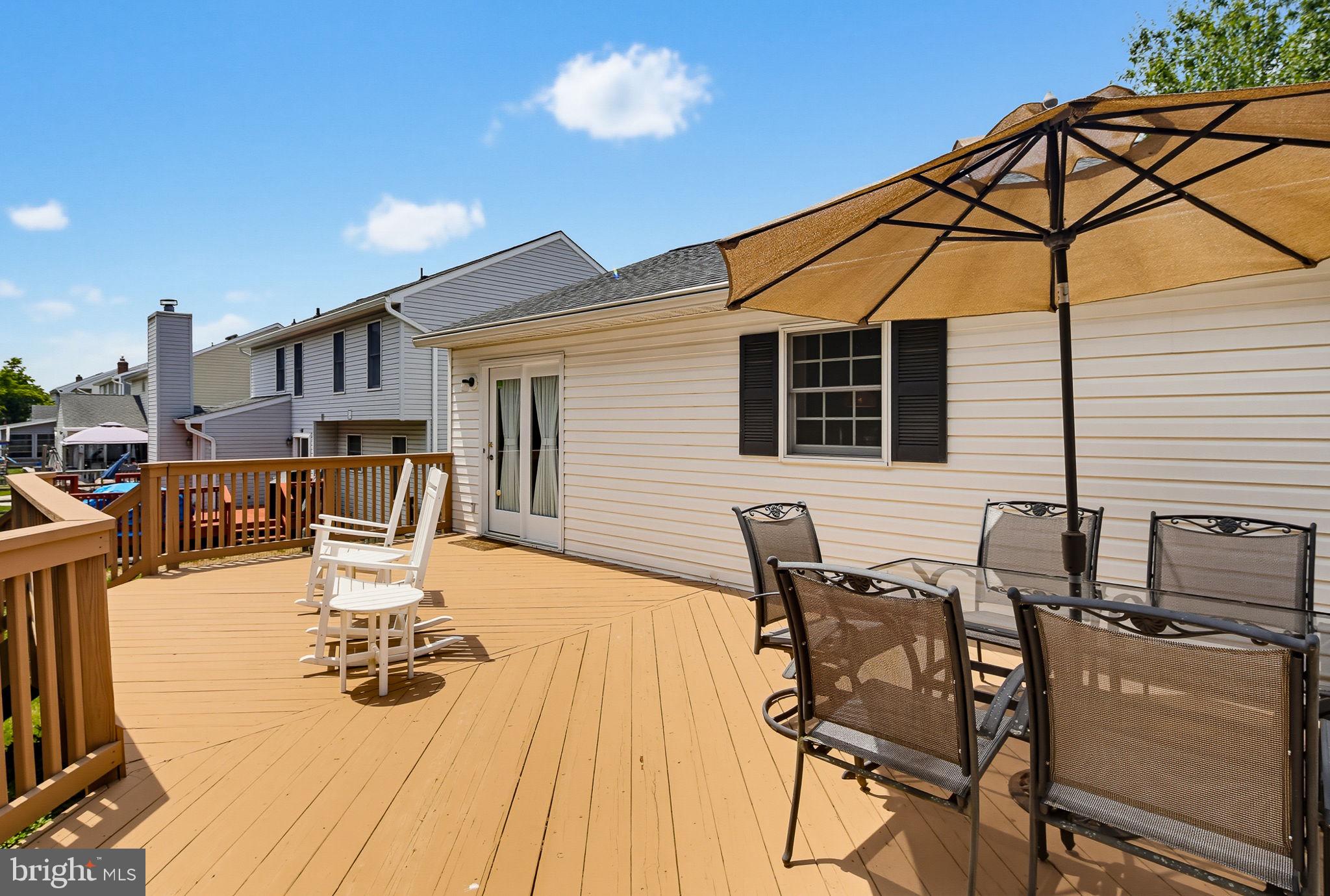 HUNTERS RUN - Residential