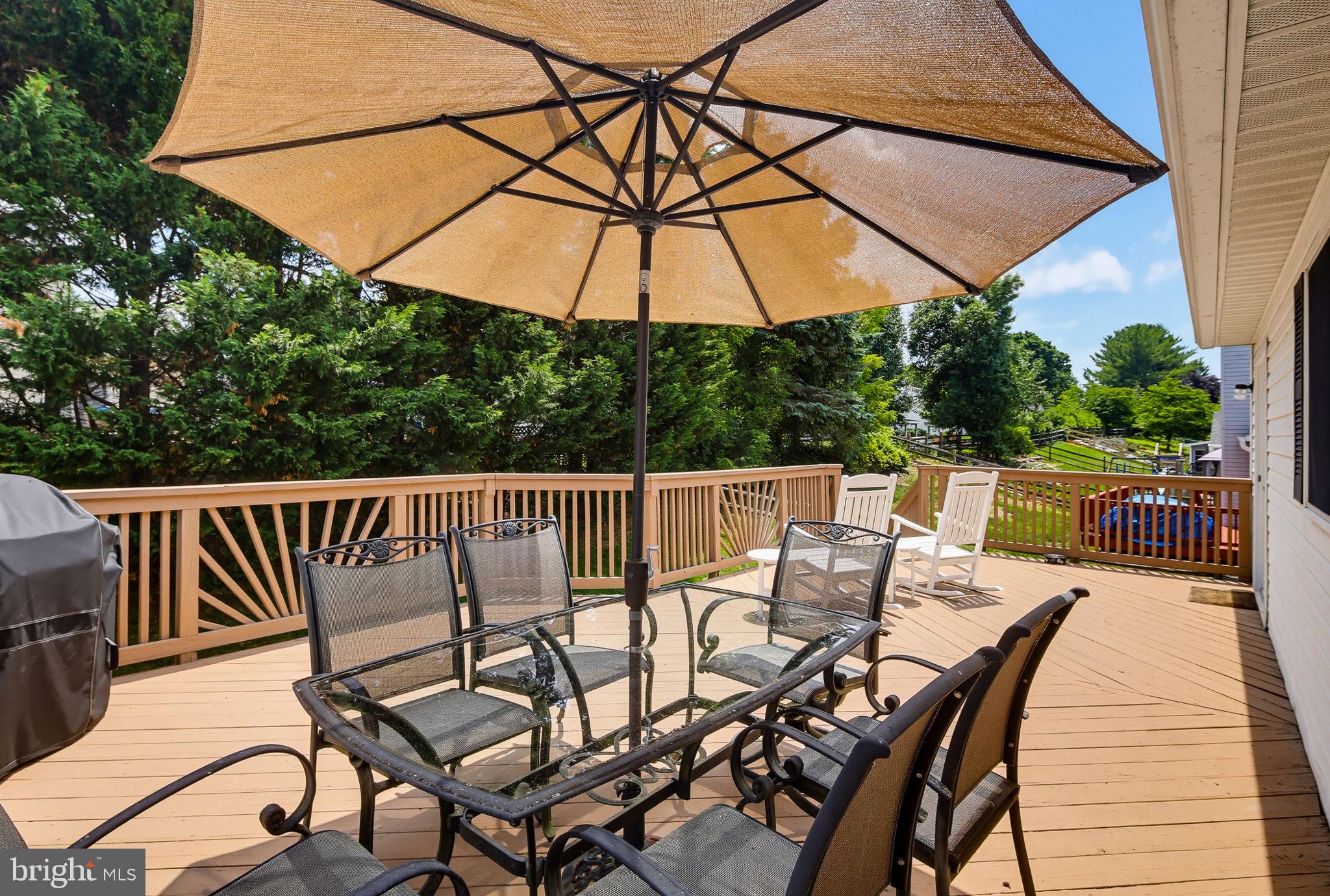 HUNTERS RUN - Residential