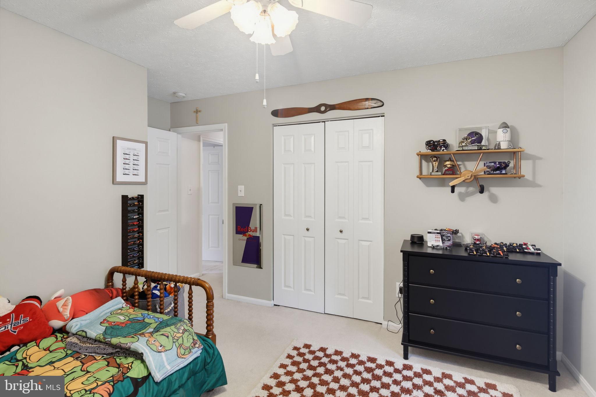 HUNTERS RUN - Residential