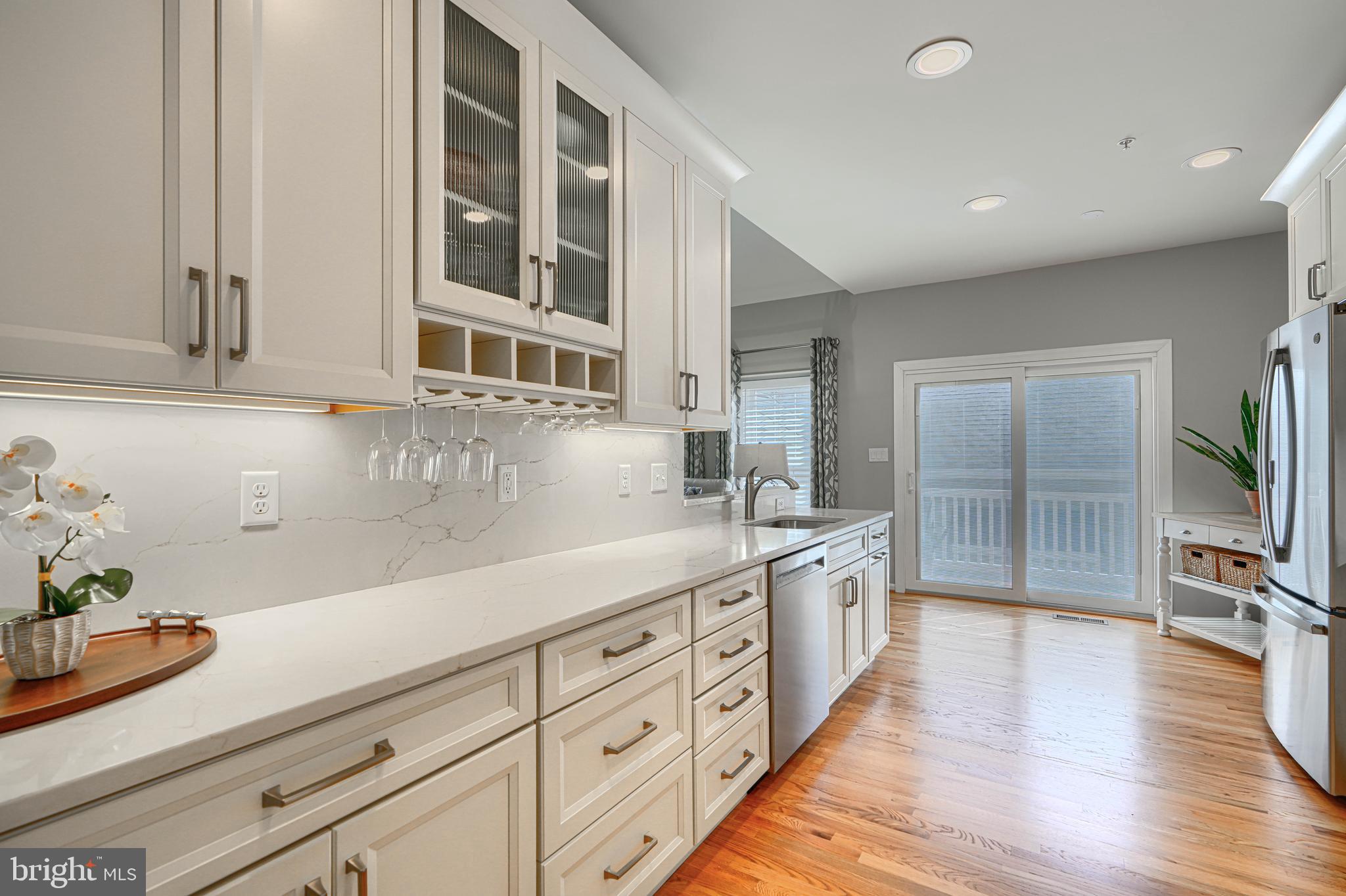 HICKORY CREST - Residential