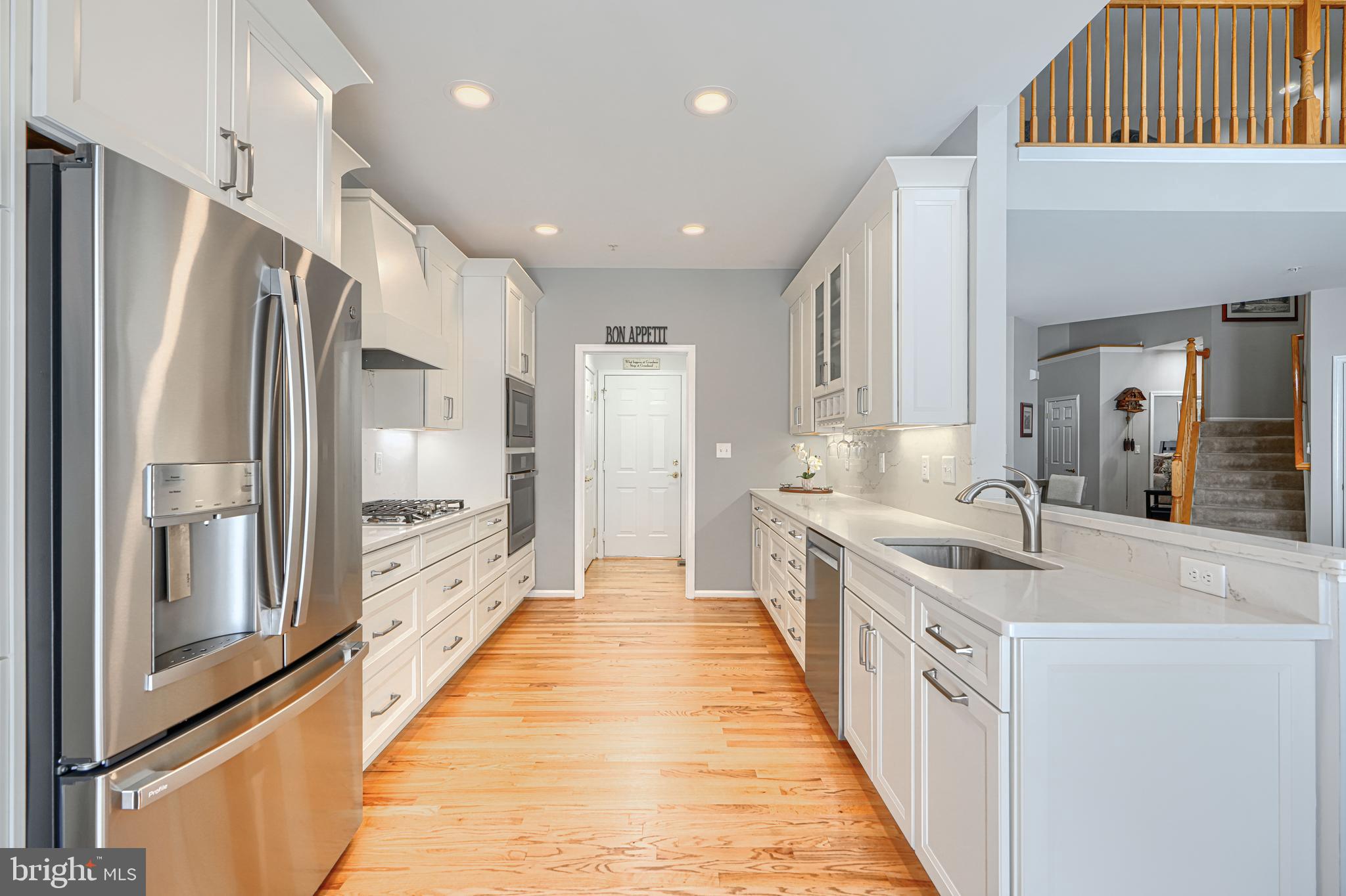 HICKORY CREST - Residential