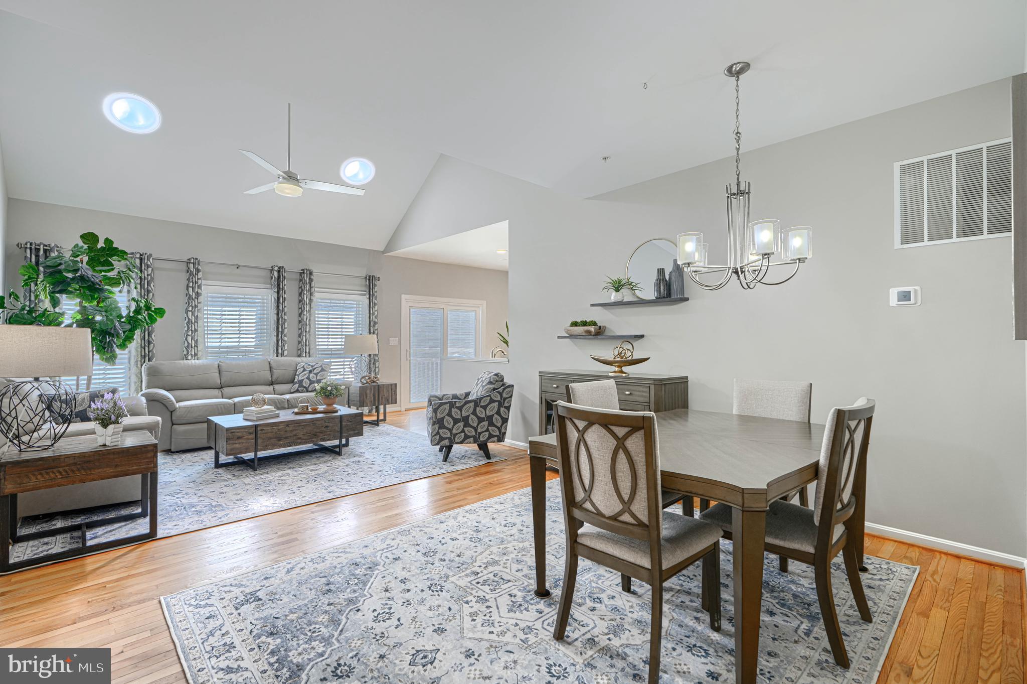 HICKORY CREST - Residential