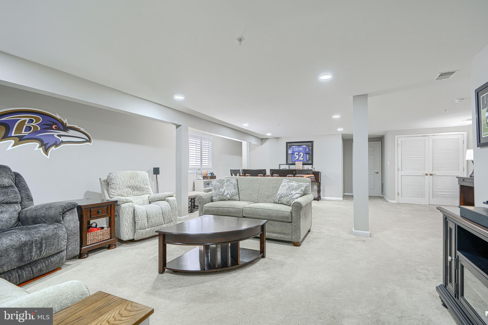 HICKORY CREST - Residential