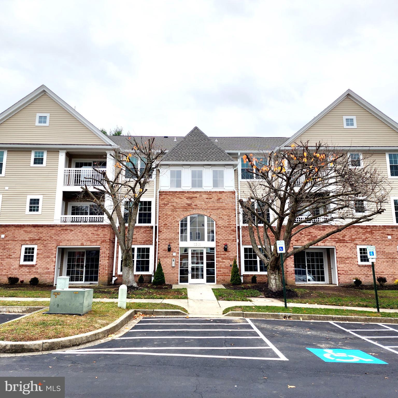 GREENBRIER HILLS - Residential