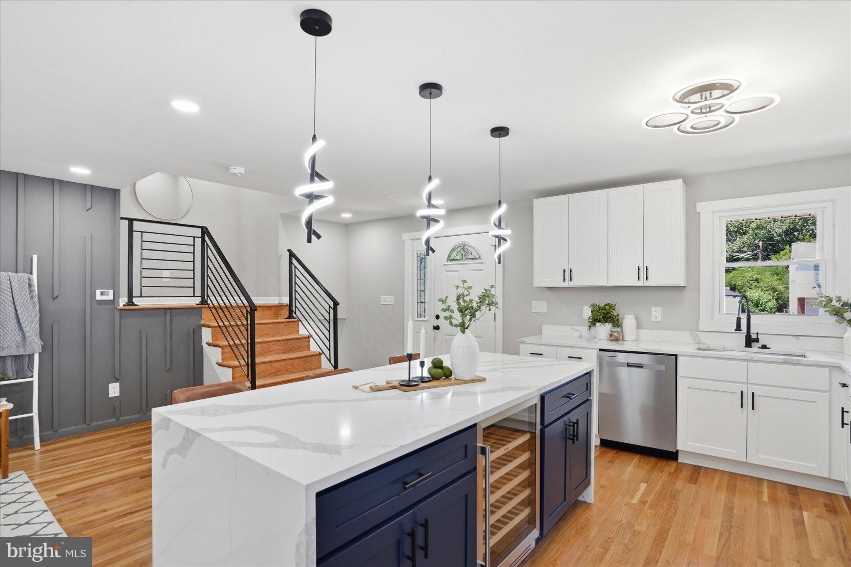 ORCHARD HILLS - Residential