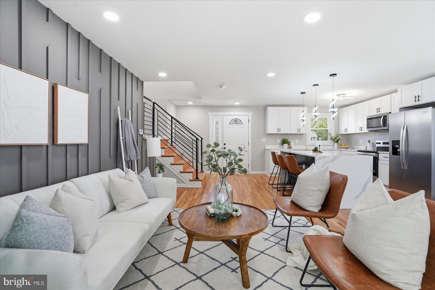ORCHARD HILLS - Residential