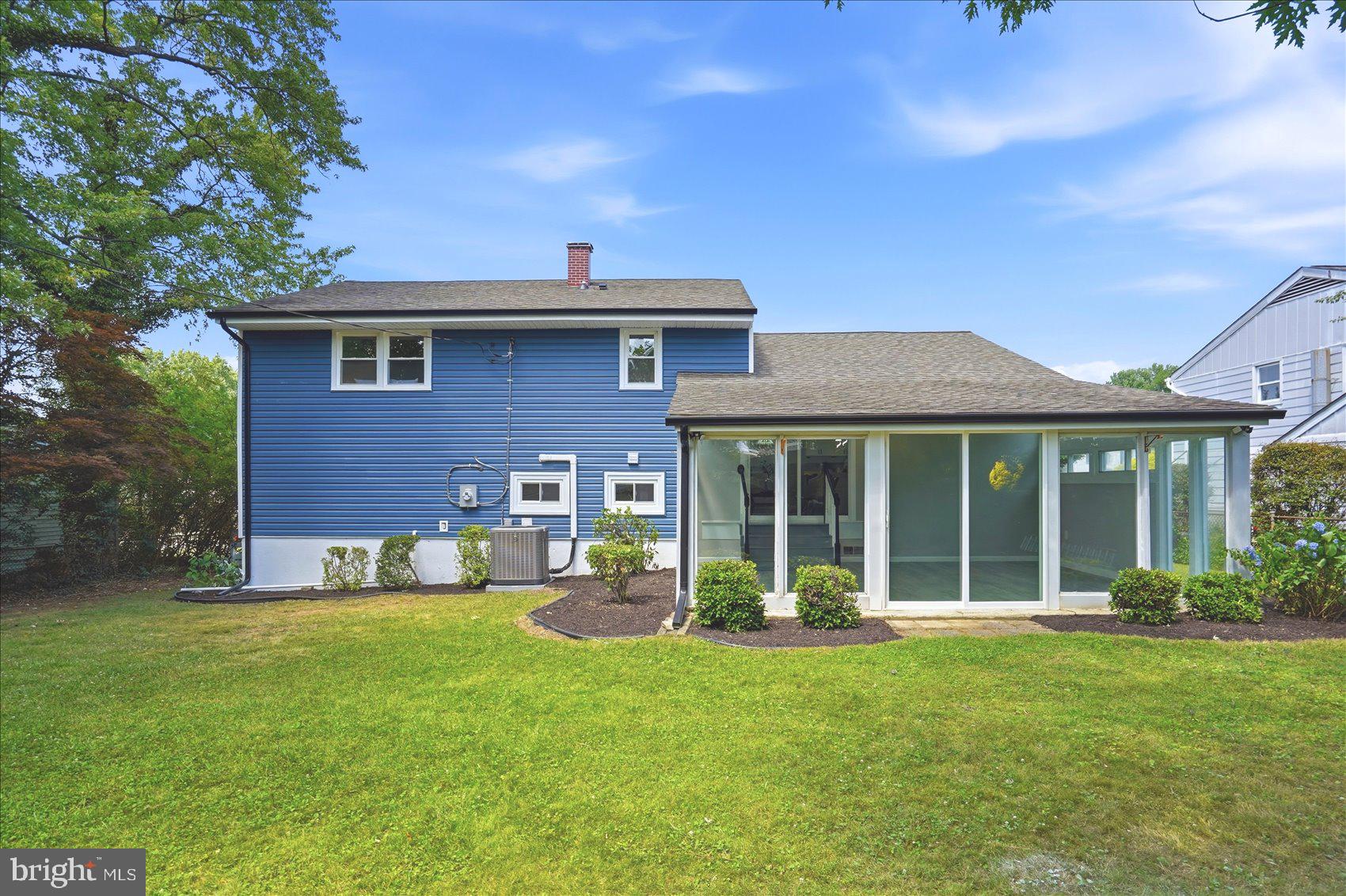 ORCHARD HILLS - Residential
