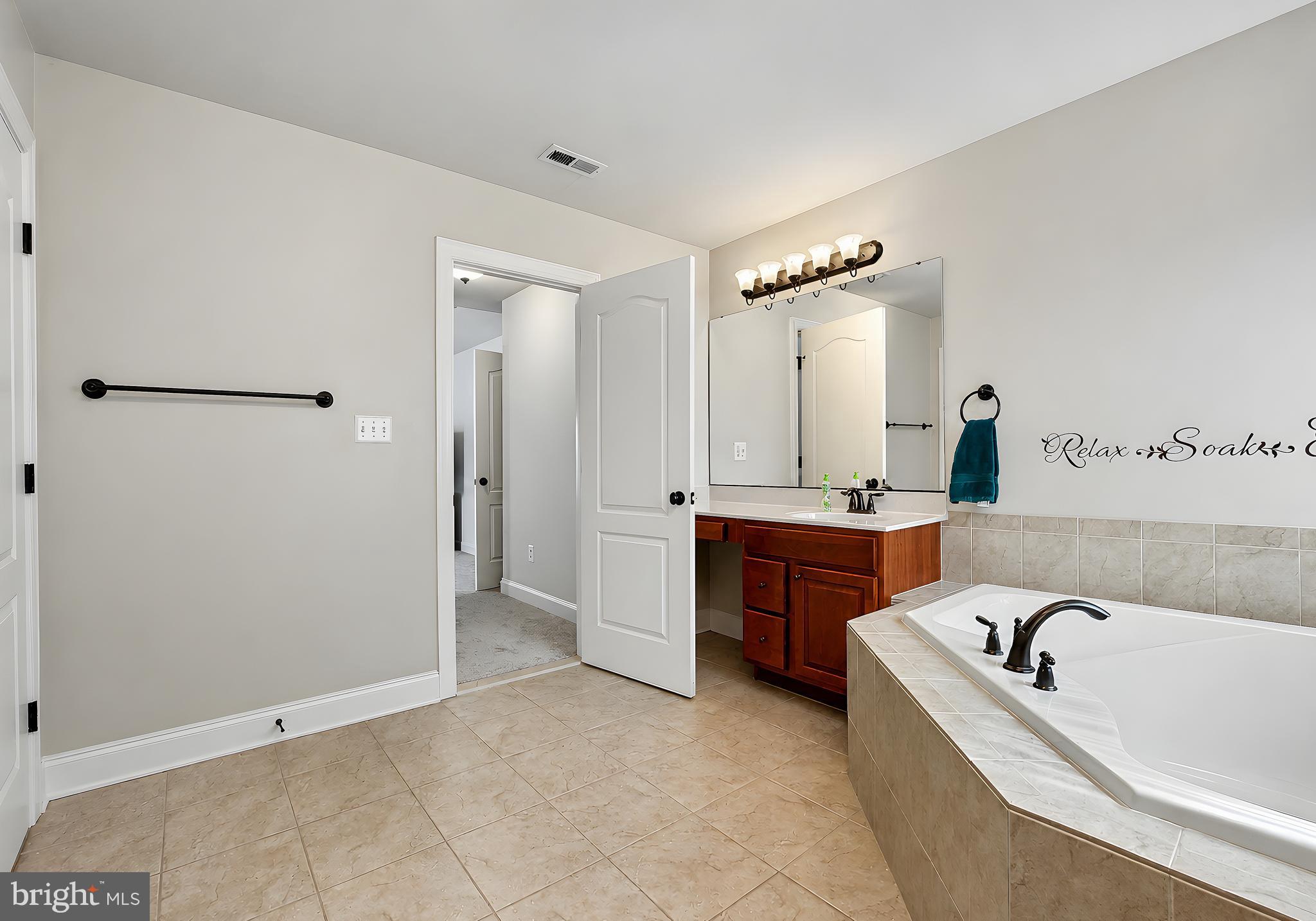 LEONARDS GRANT - Residential