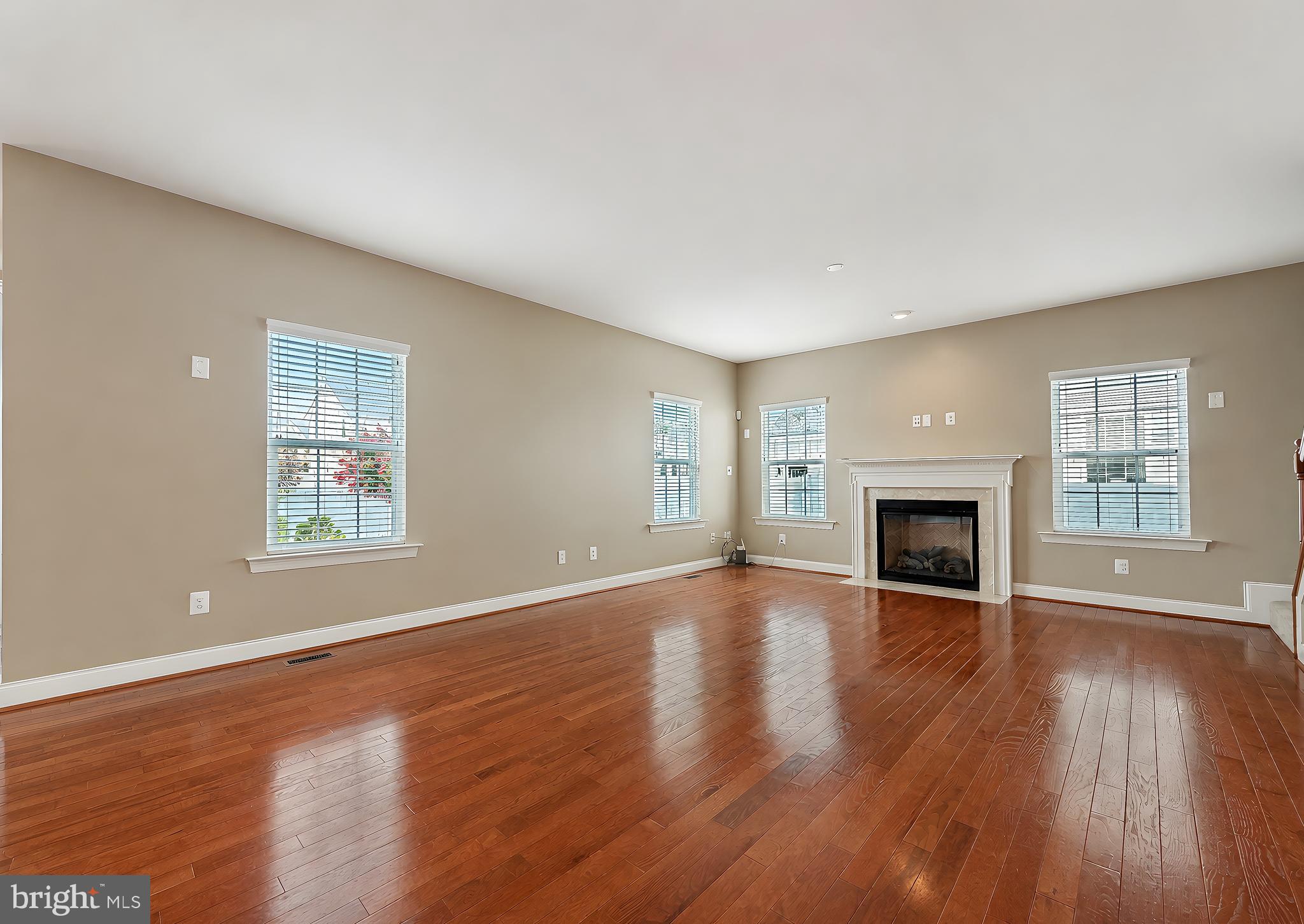 LEONARDS GRANT - Residential