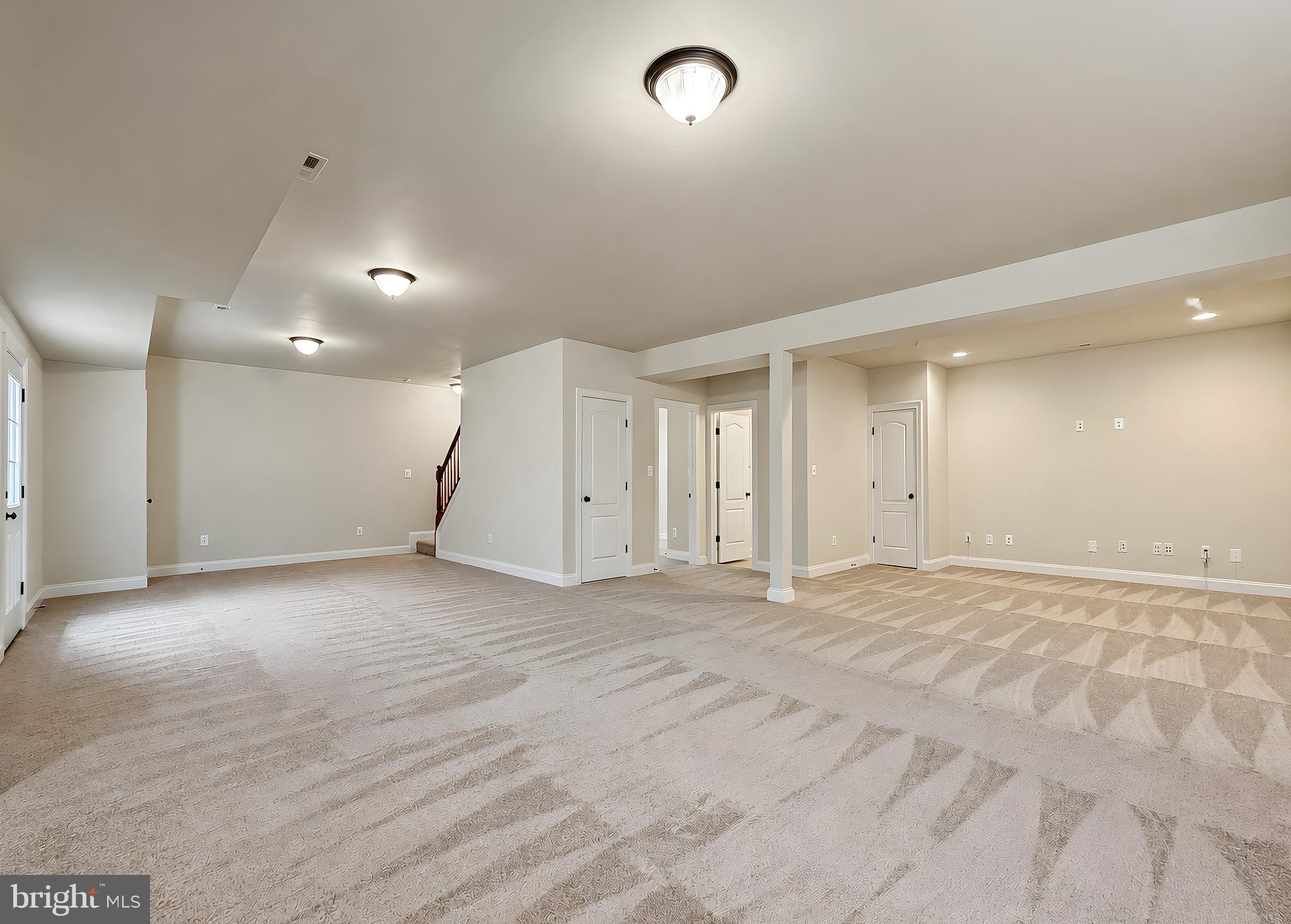 LEONARDS GRANT - Residential