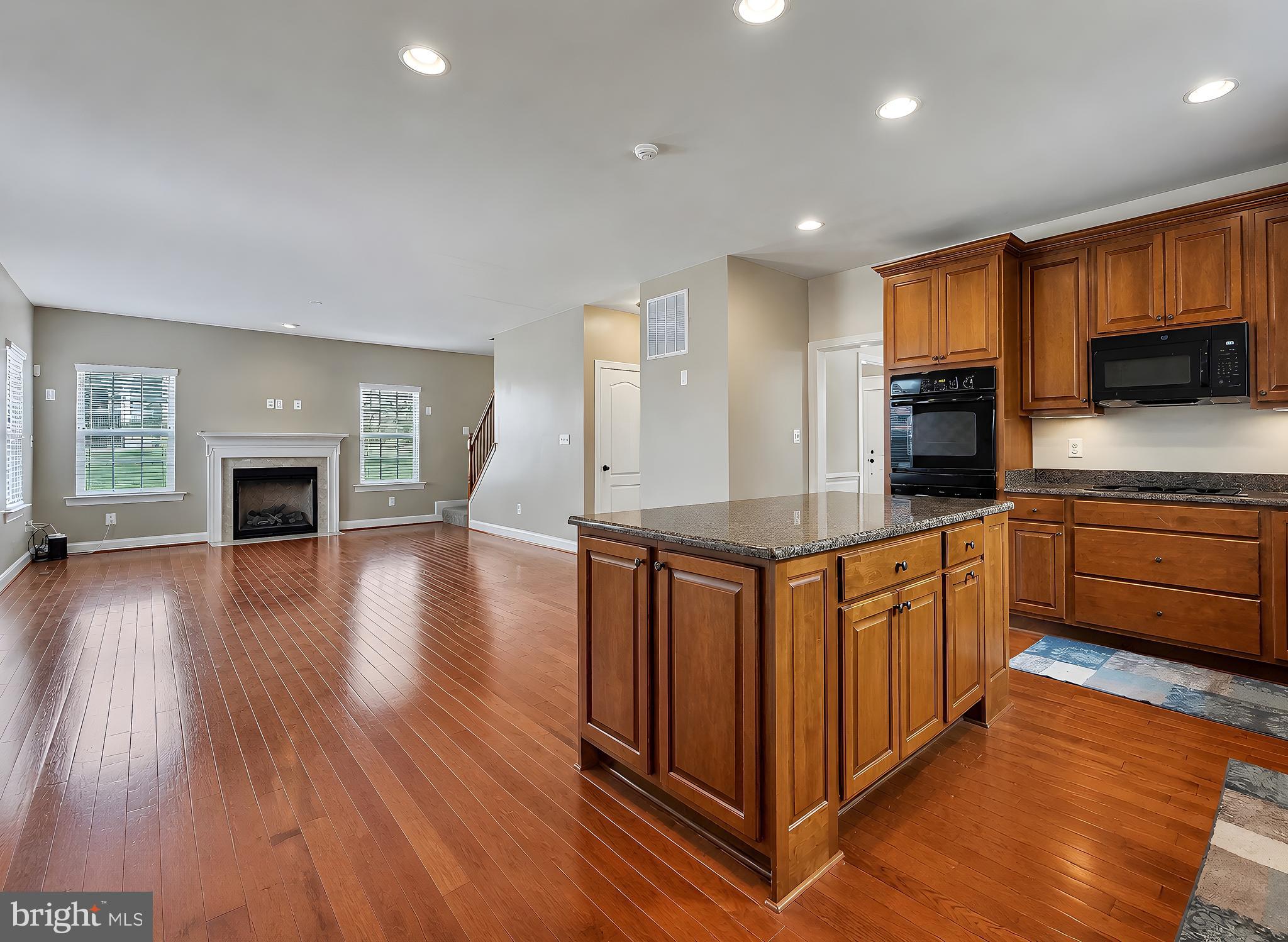 LEONARDS GRANT - Residential