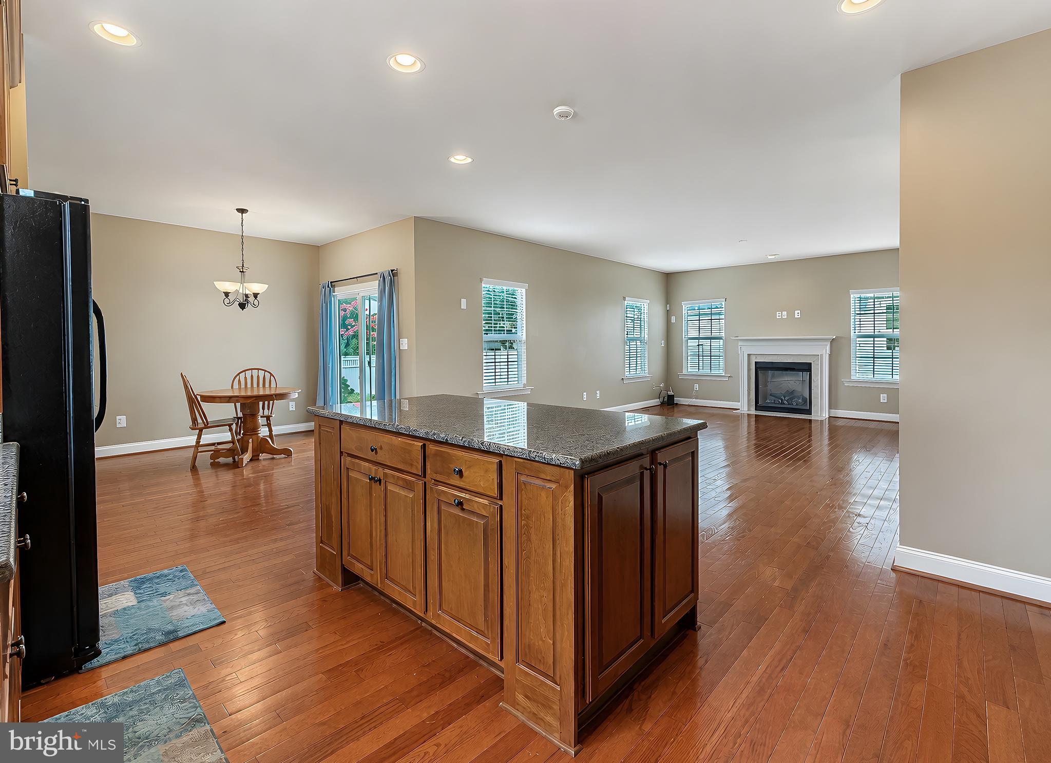 LEONARDS GRANT - Residential