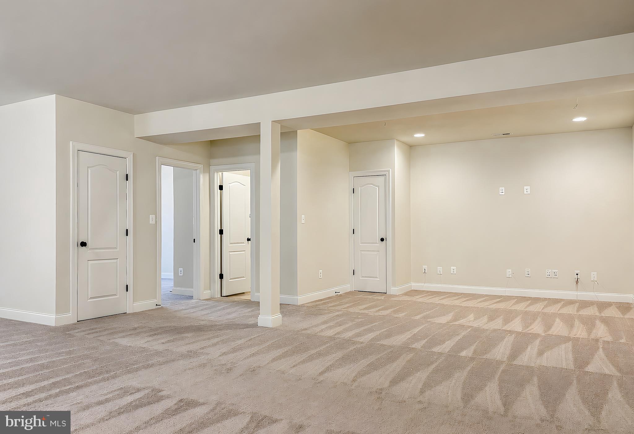 LEONARDS GRANT - Residential