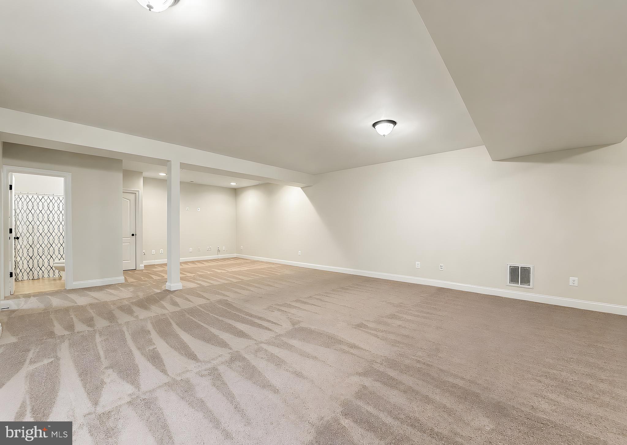 LEONARDS GRANT - Residential