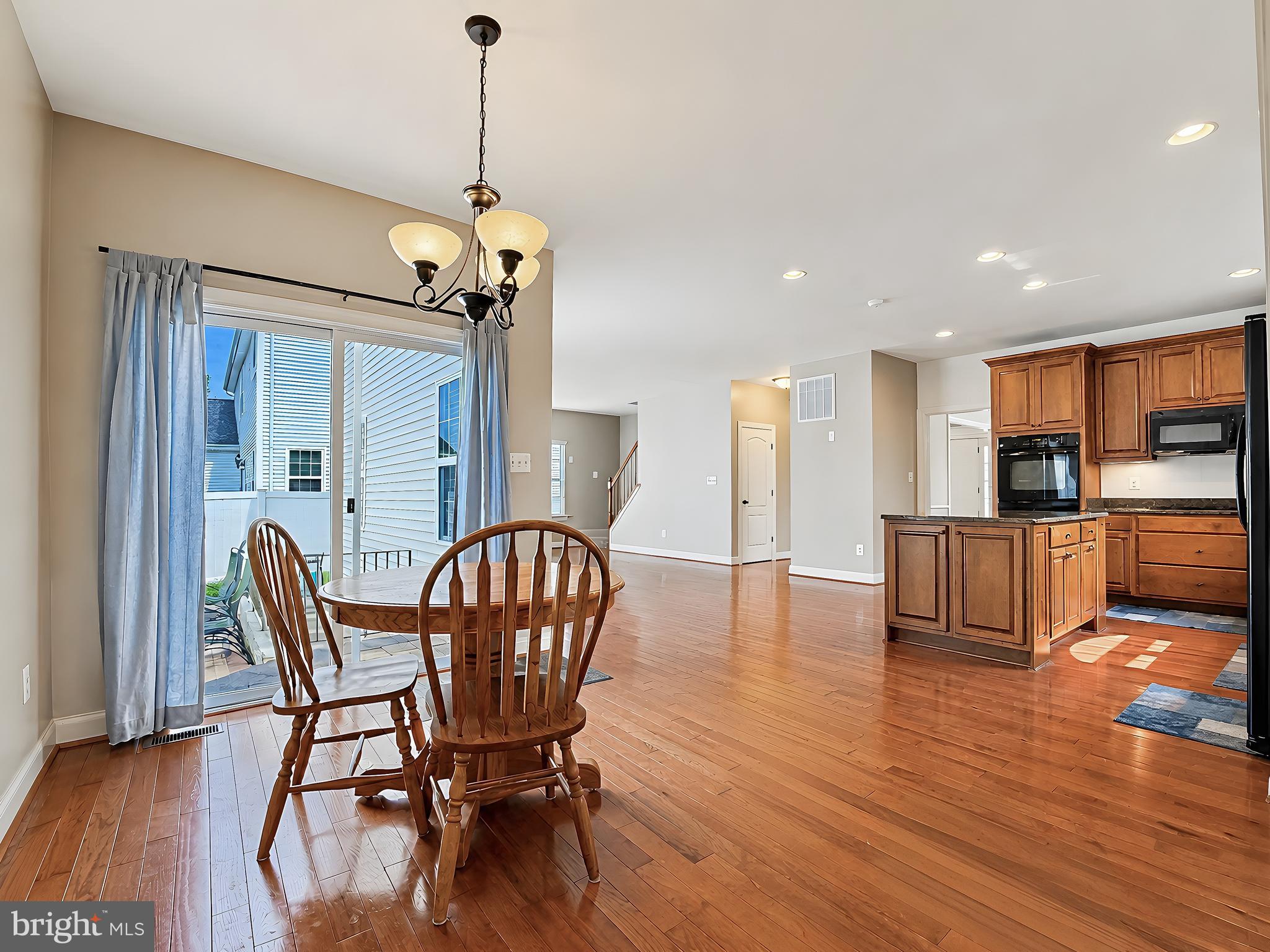LEONARDS GRANT - Residential