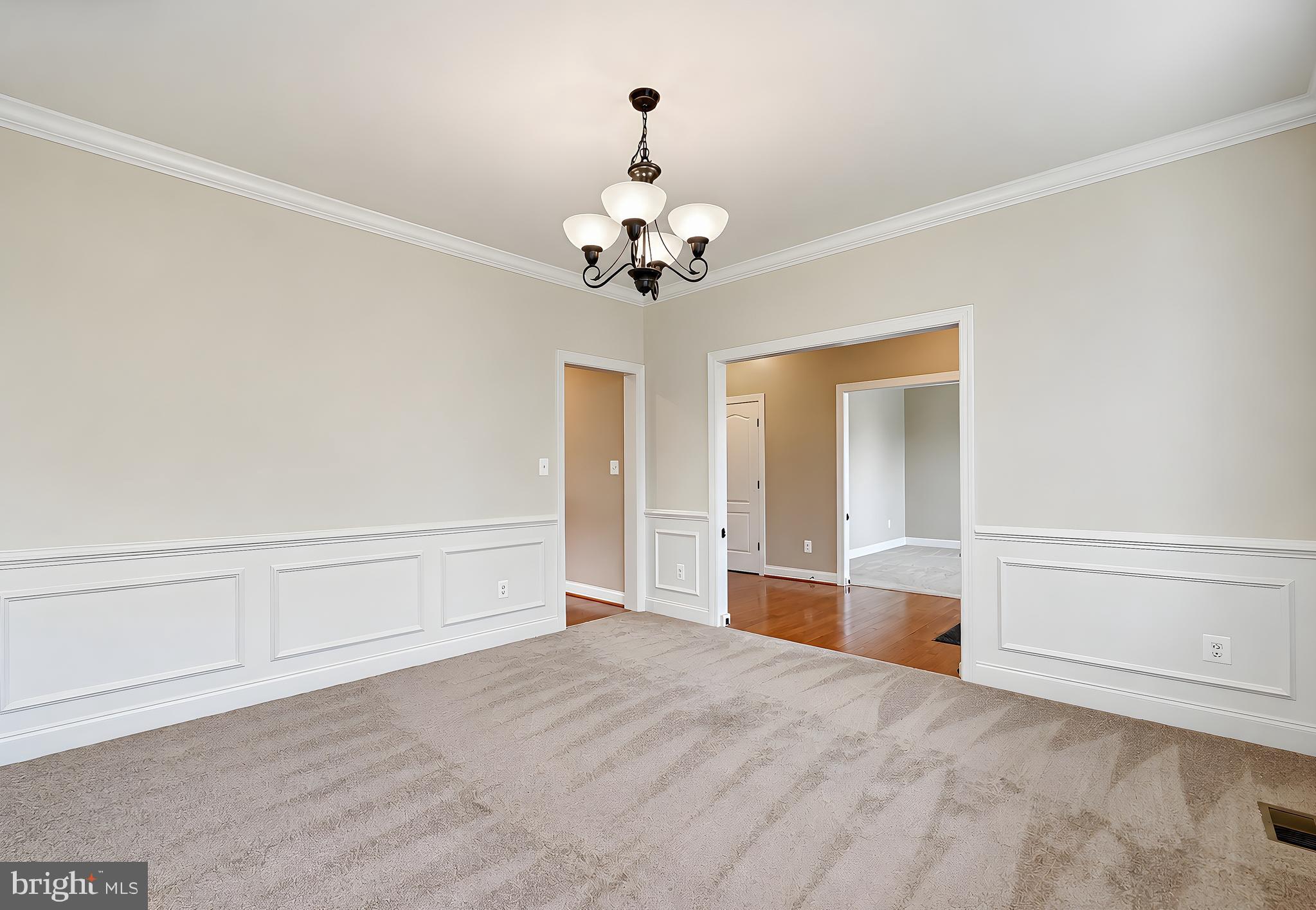 LEONARDS GRANT - Residential