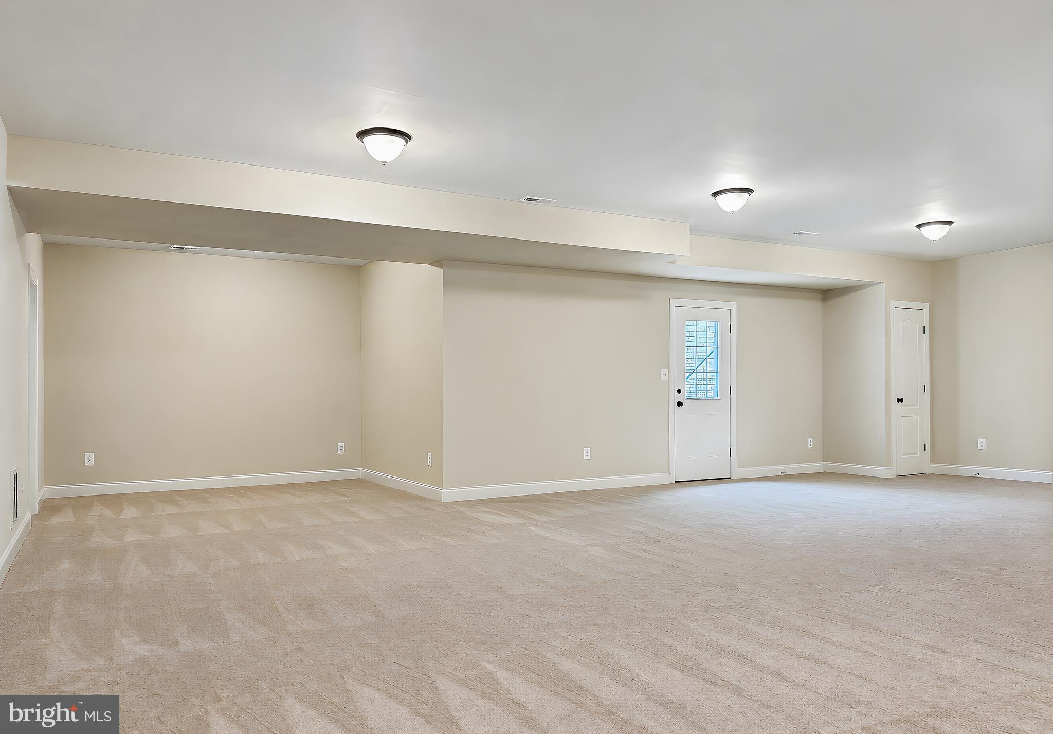 LEONARDS GRANT - Residential