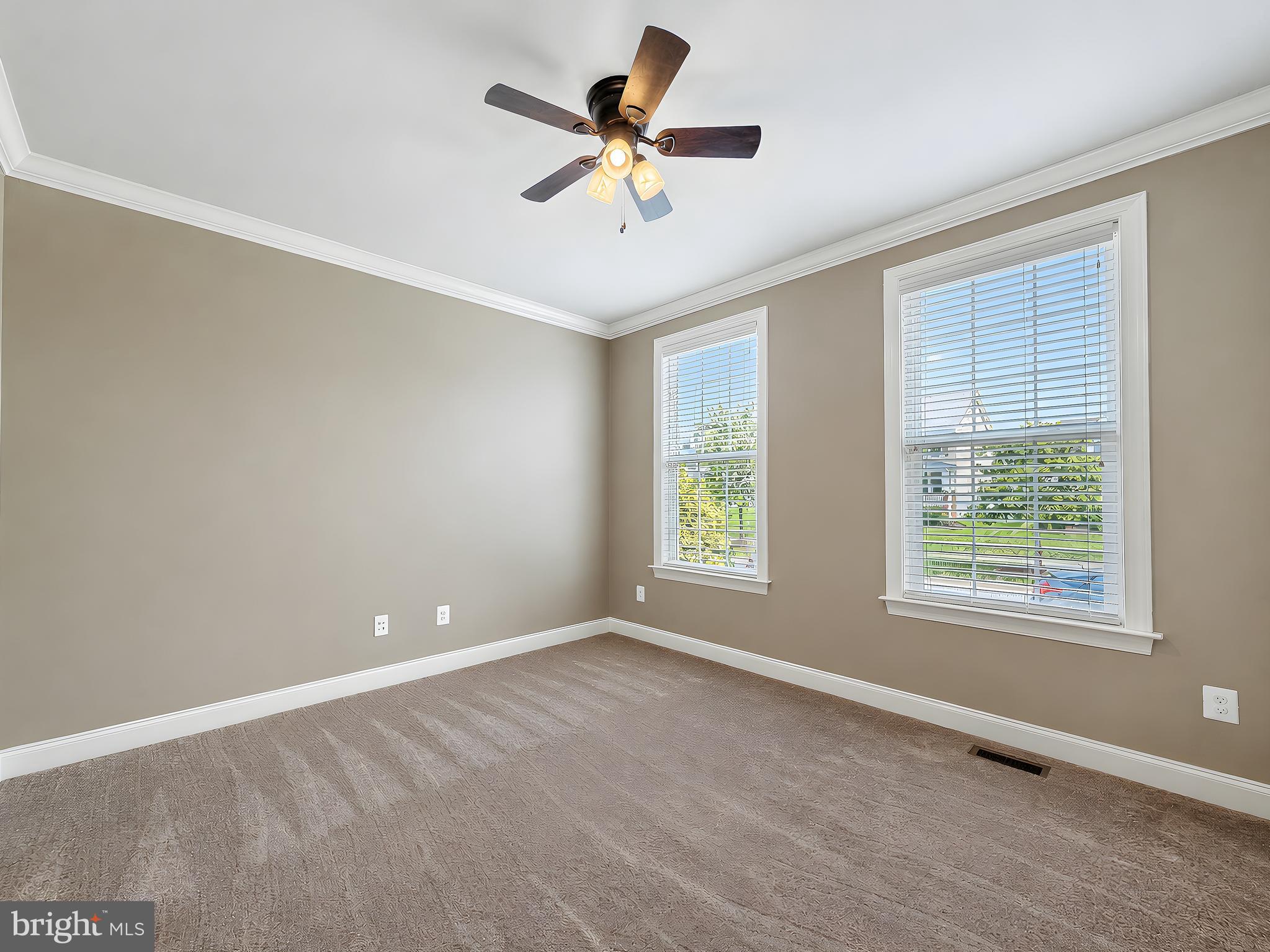 LEONARDS GRANT - Residential
