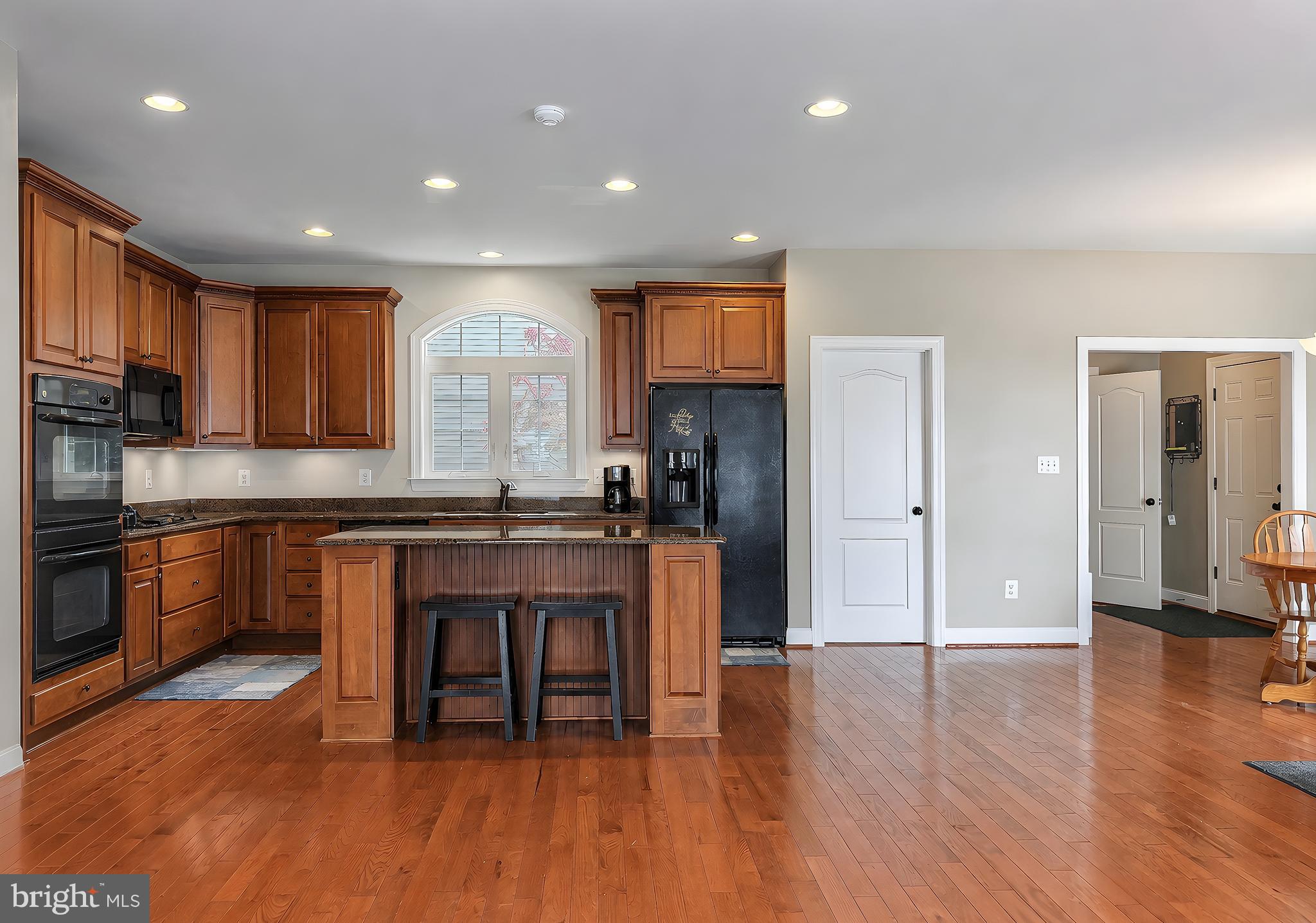 LEONARDS GRANT - Residential