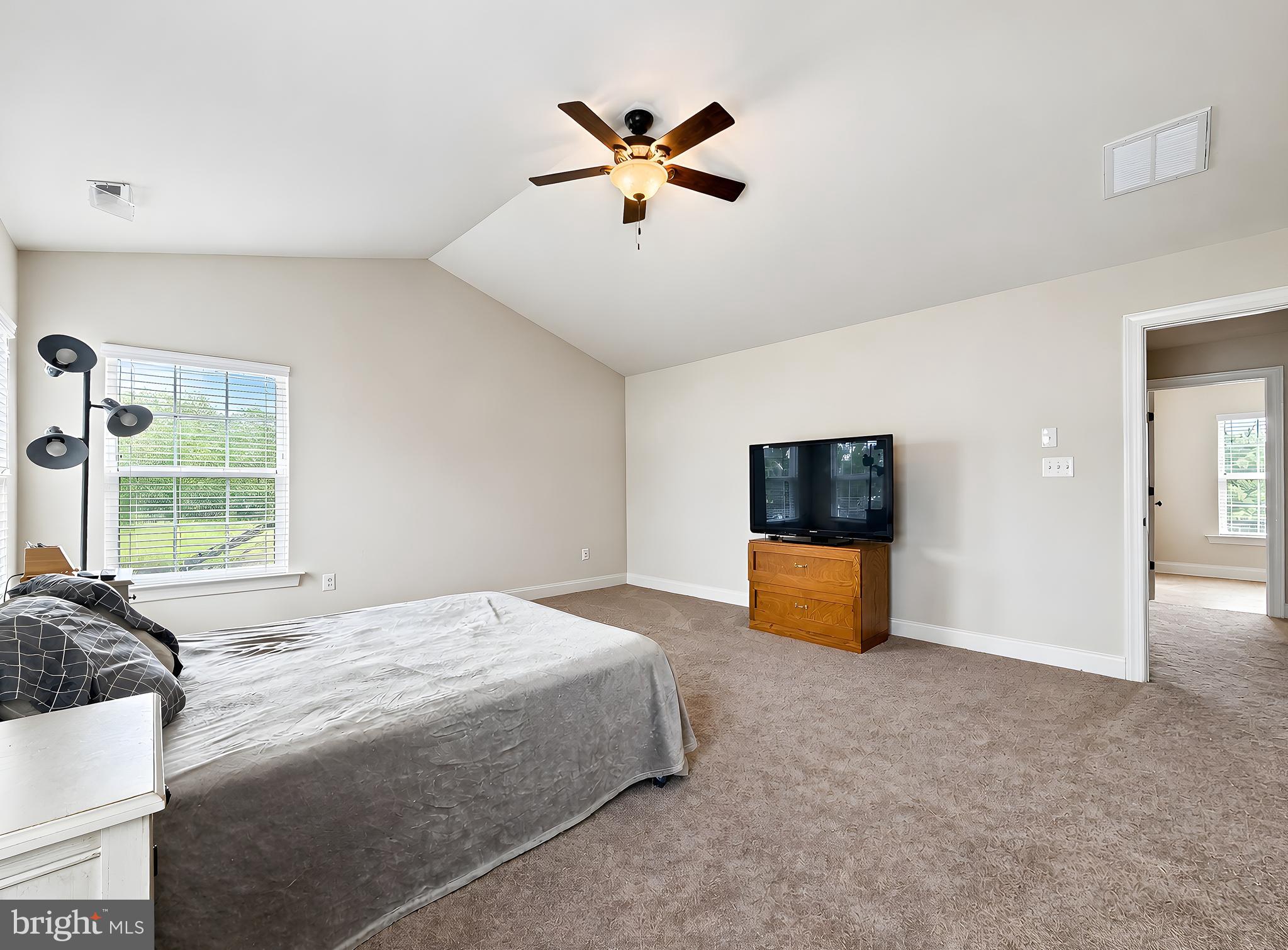 LEONARDS GRANT - Residential