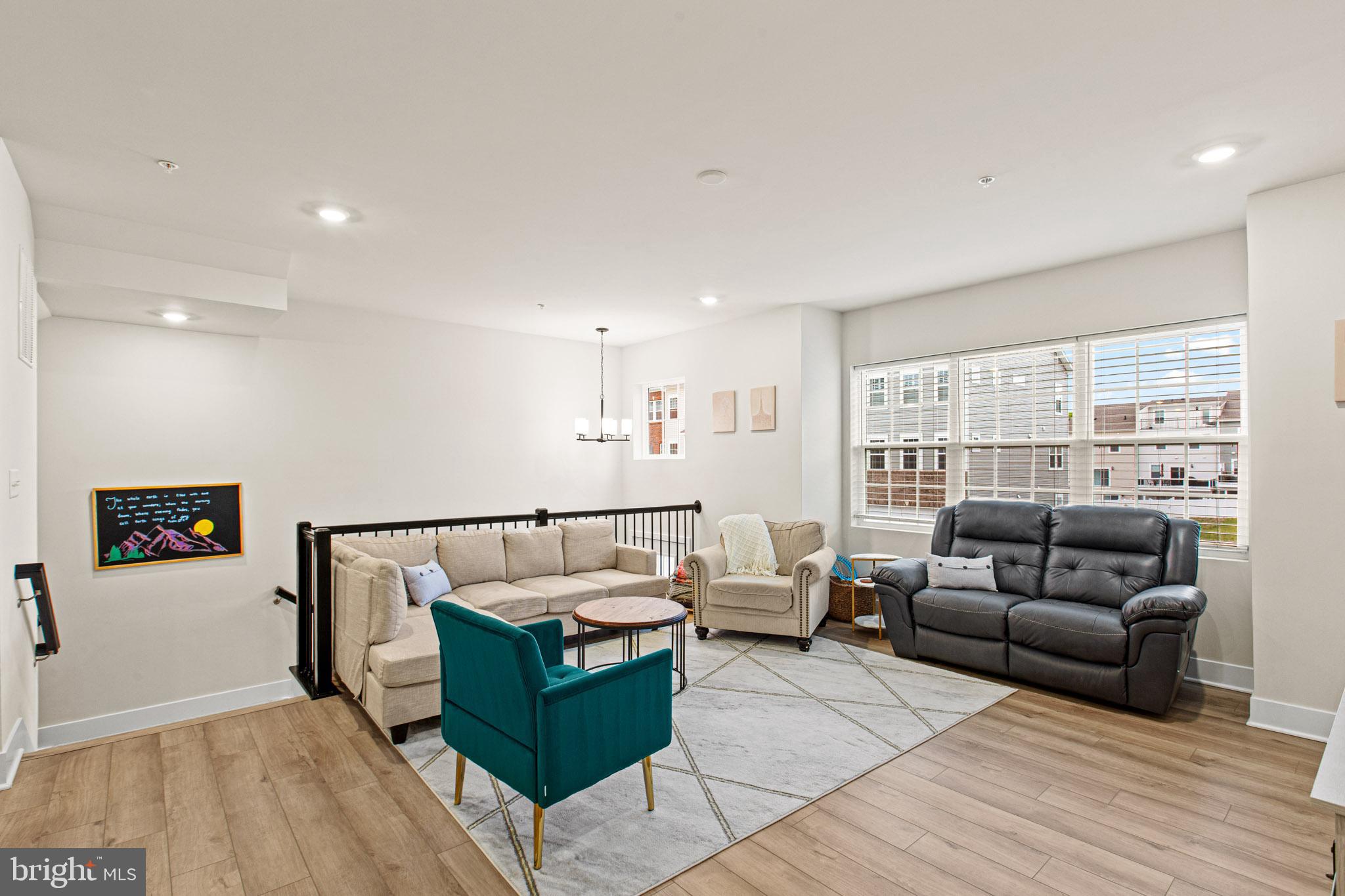 MYRTLE POINT - Residential