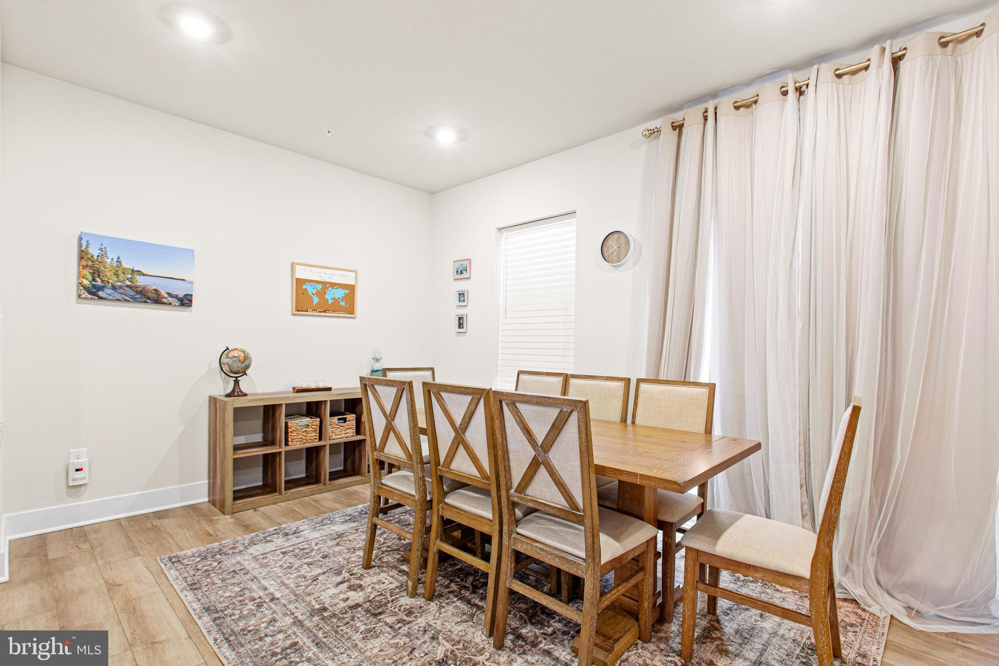 MYRTLE POINT - Residential