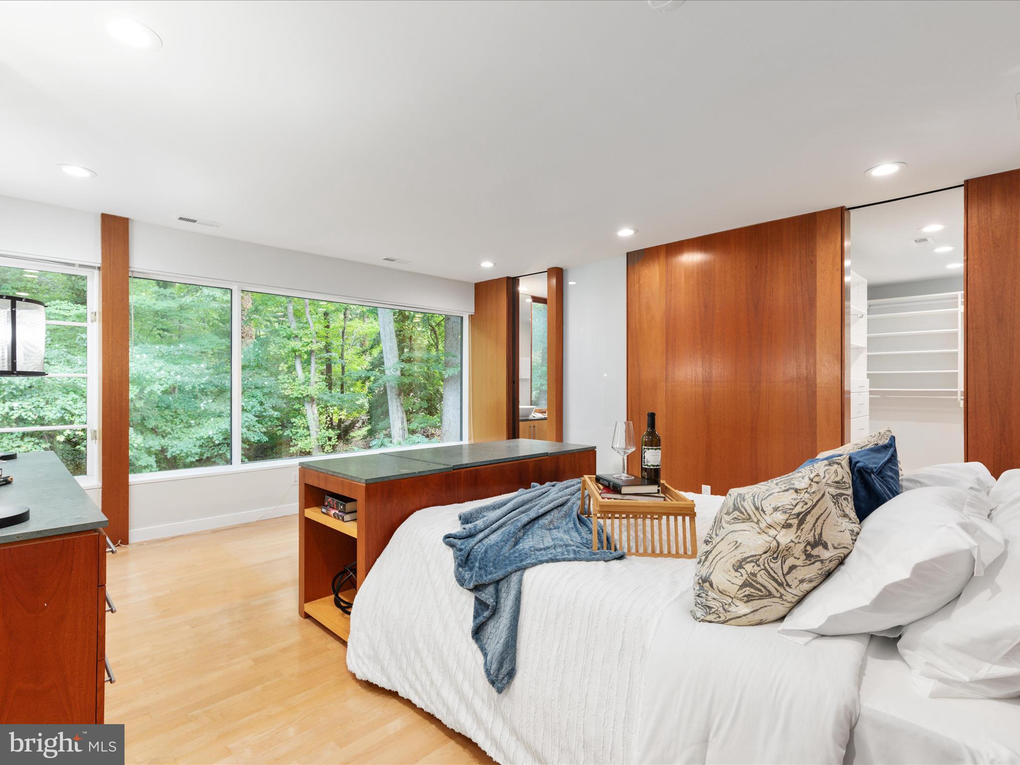 CHAIN BRIDGE HEIGHTS - Residential