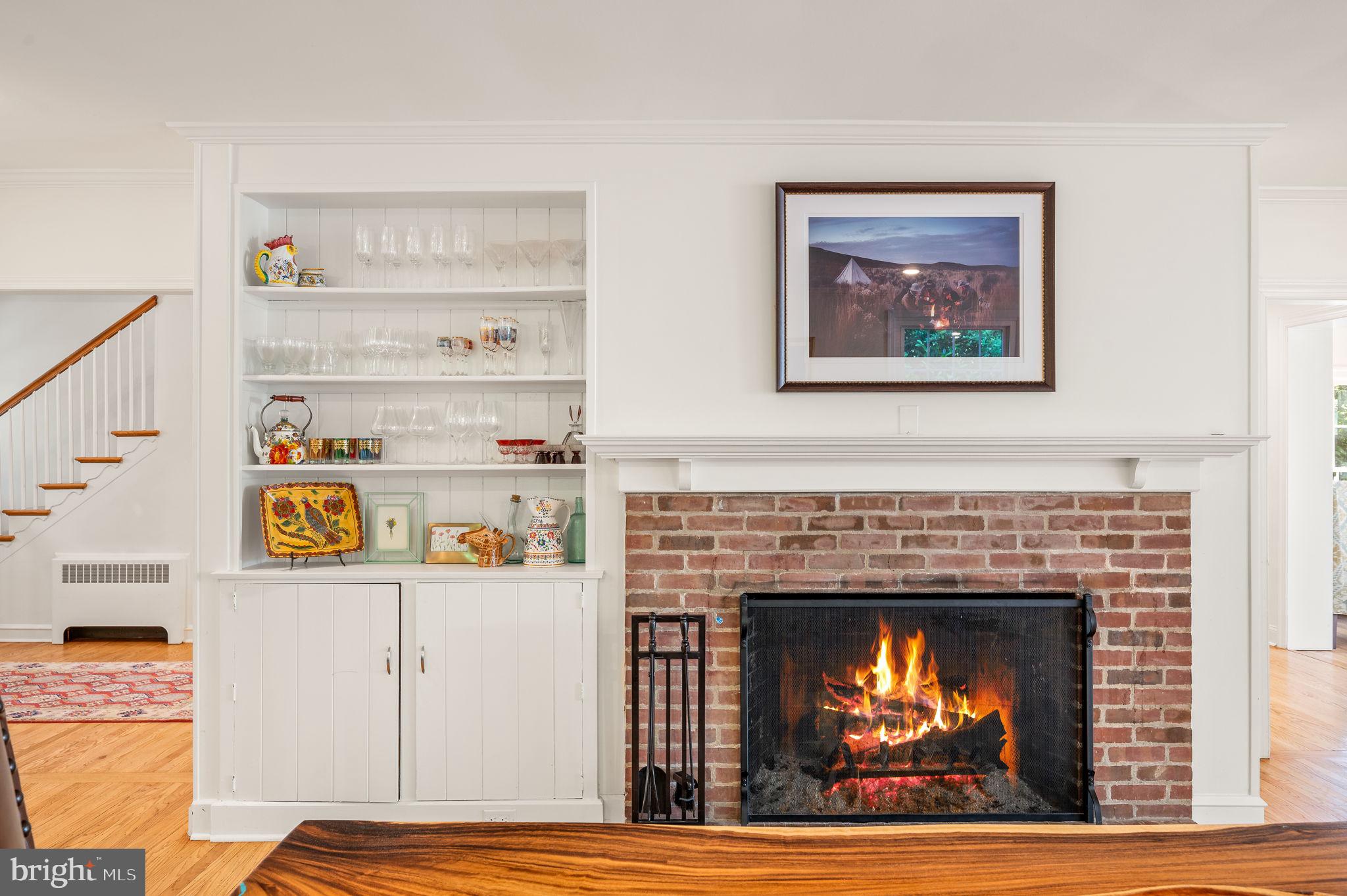 CHESTNUT HILL - Residential