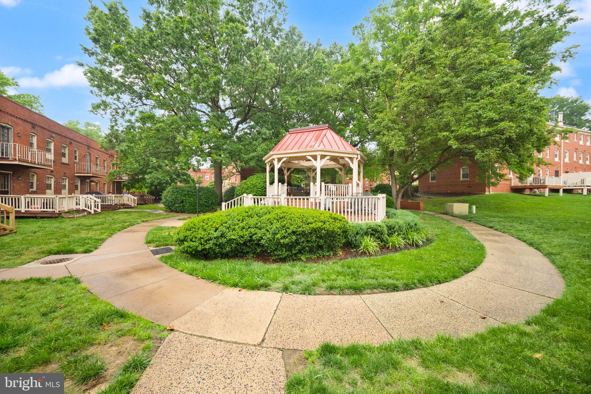 HARBOR TERRACE - Residential