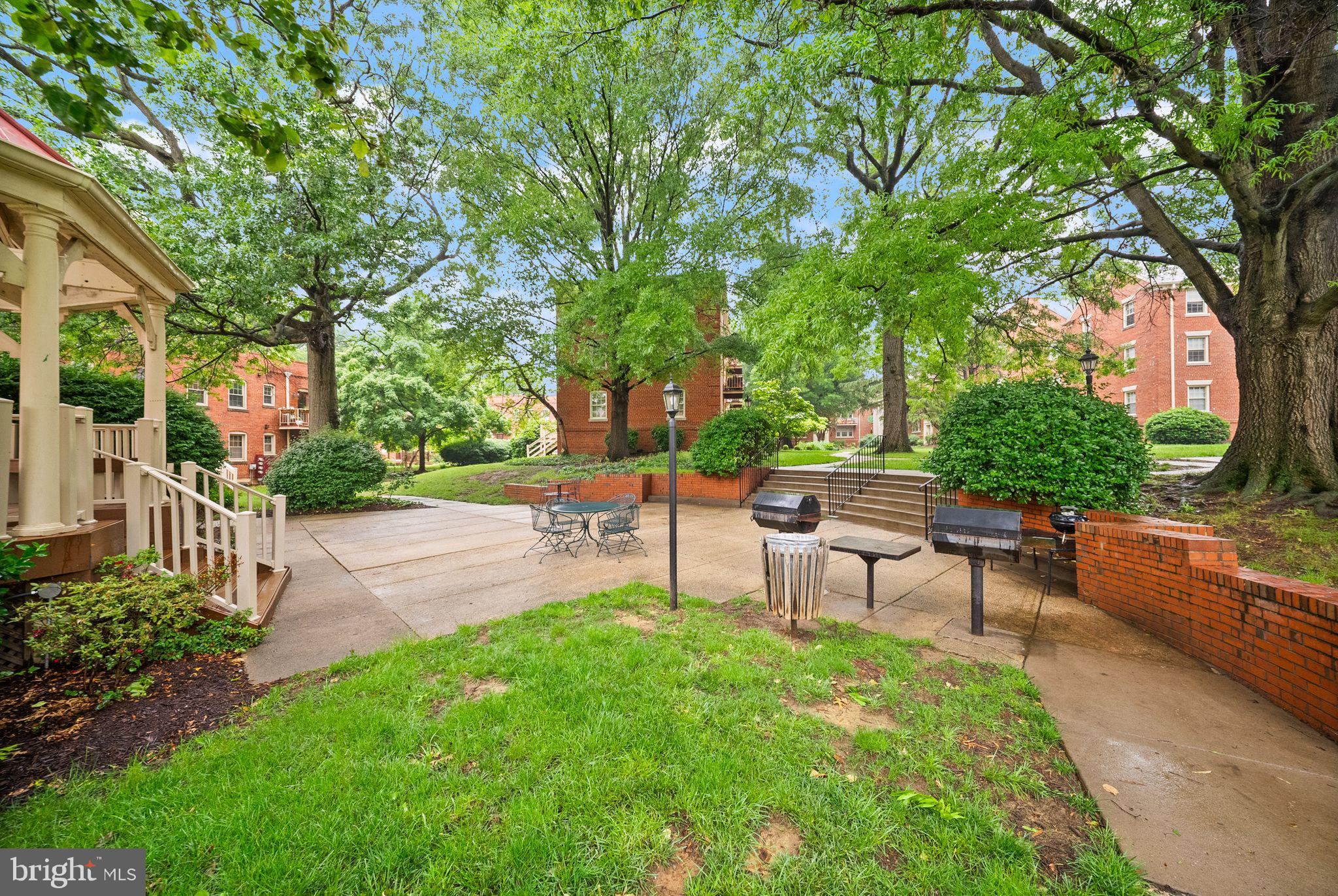 HARBOR TERRACE - Residential