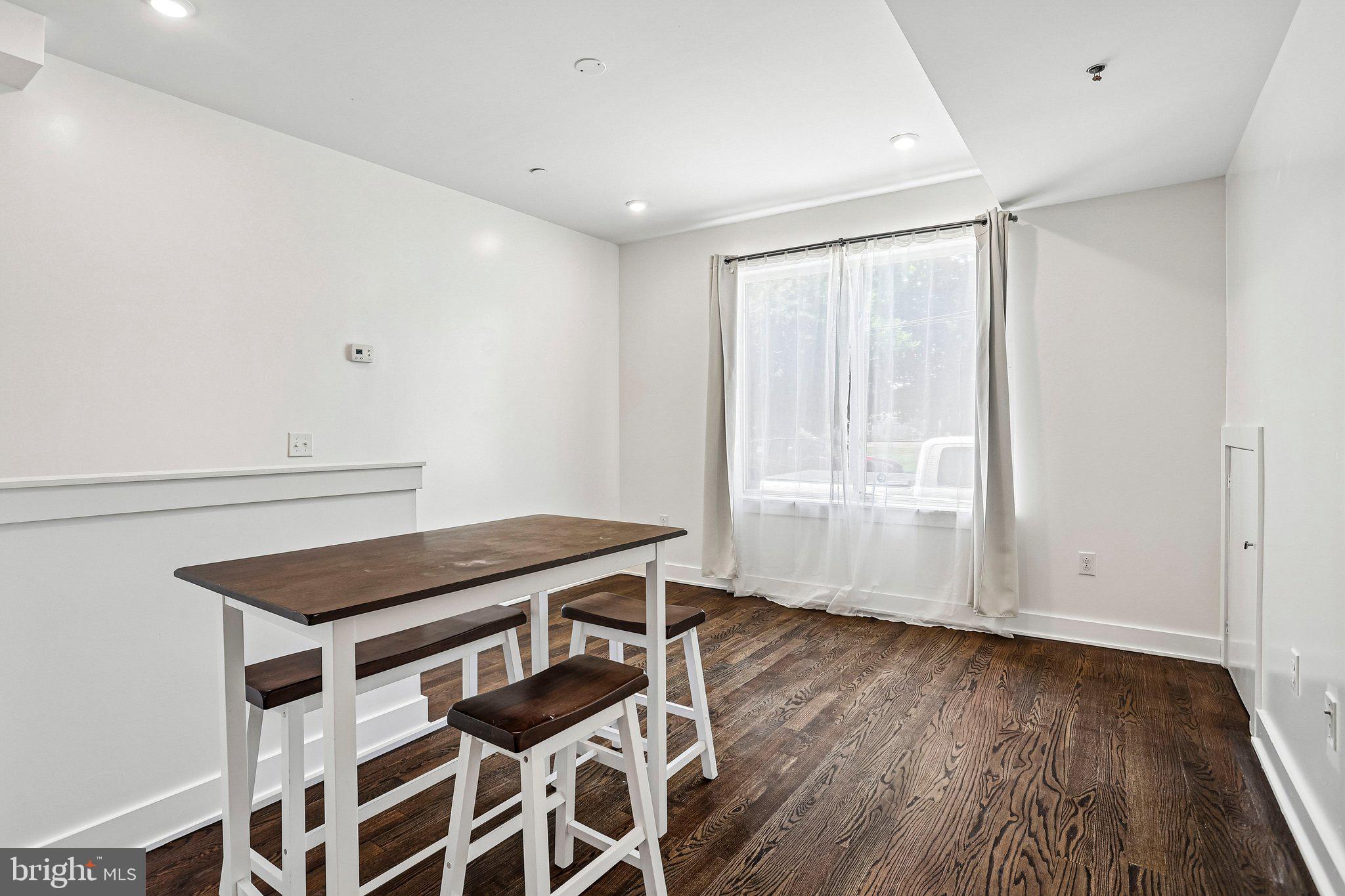 OLDE KENSINGTON - Residential