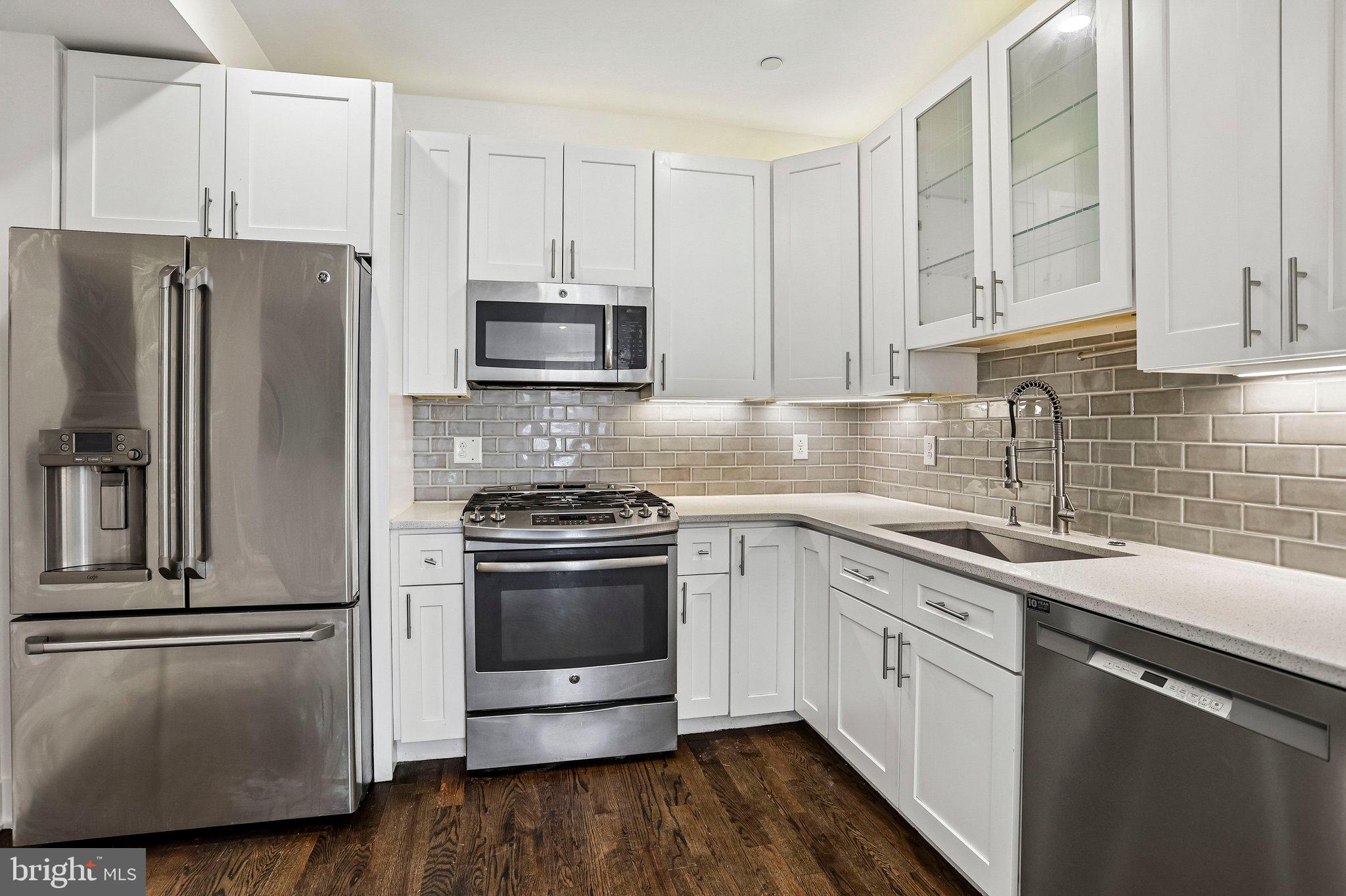 OLDE KENSINGTON - Residential