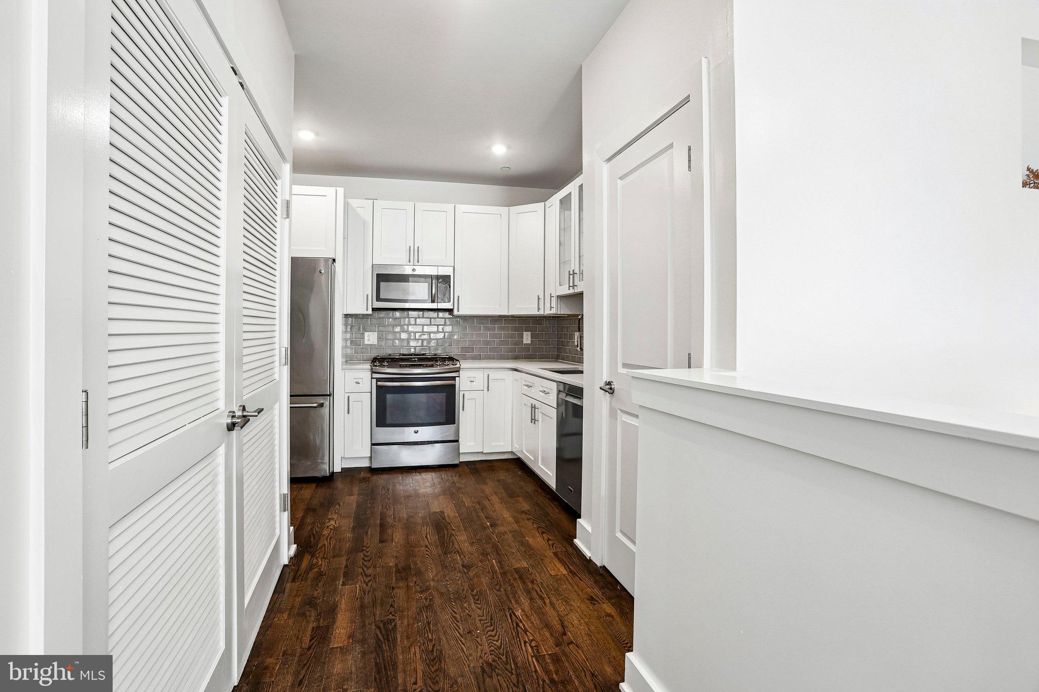 OLDE KENSINGTON - Residential