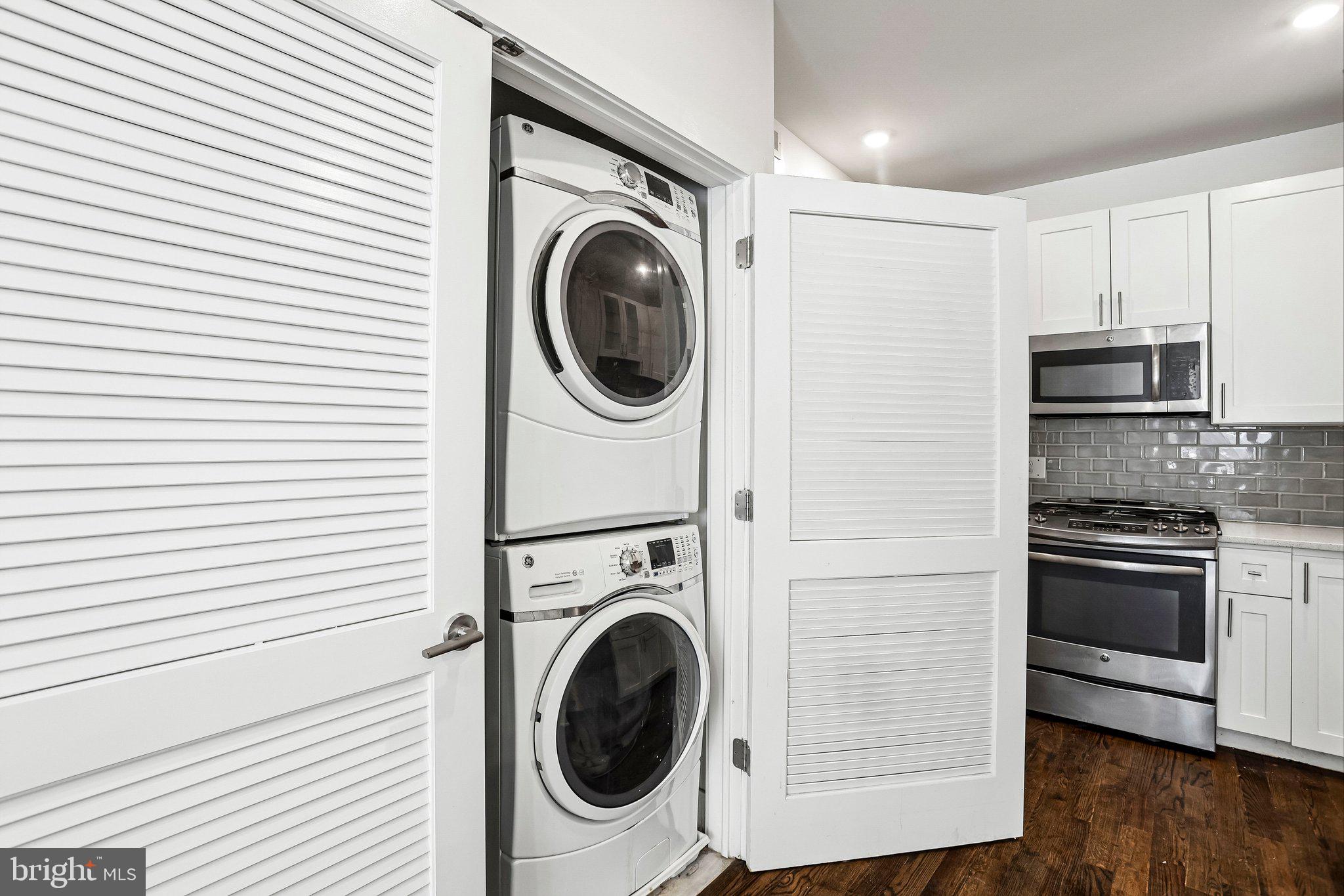OLDE KENSINGTON - Residential