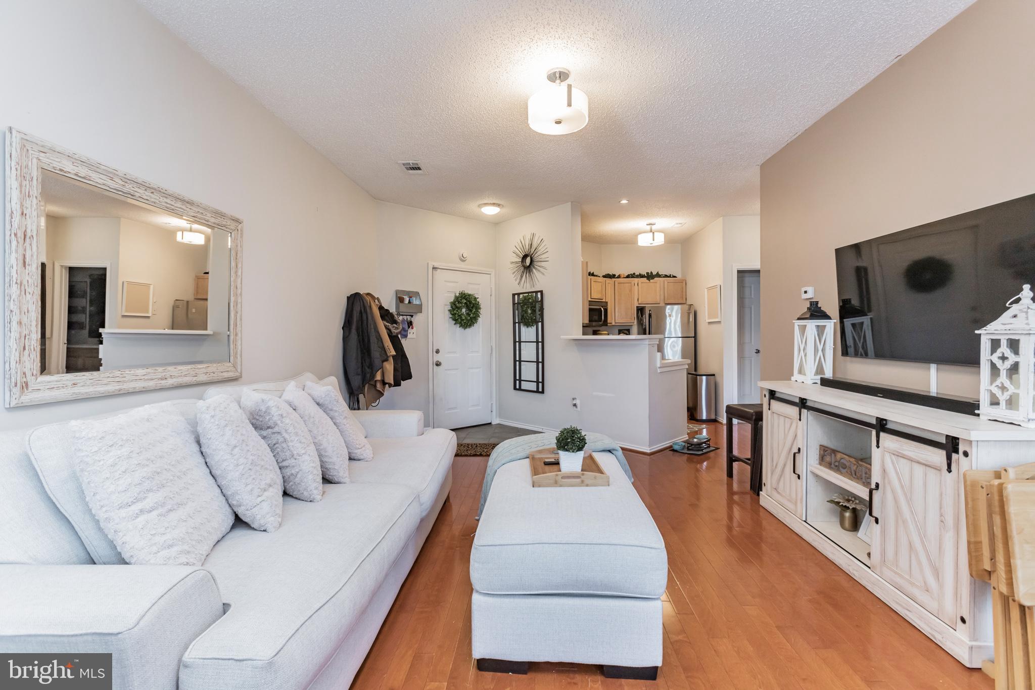 STONECROFT CONDO - Residential Lease
