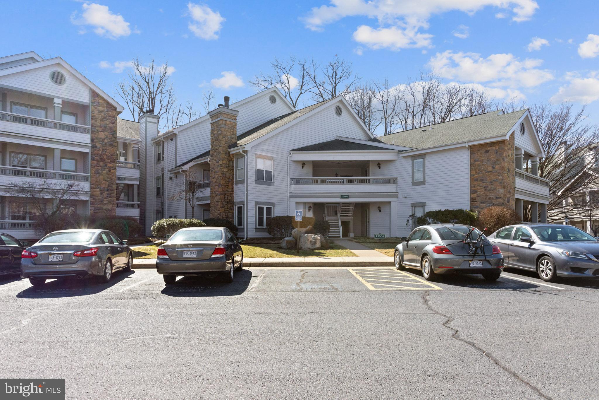 STONECROFT CONDO - Residential Lease