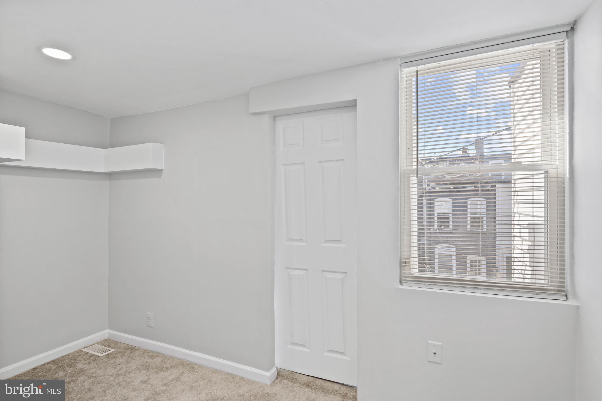 REMINGTON HISTORIC DISTRICT - Residential Lease