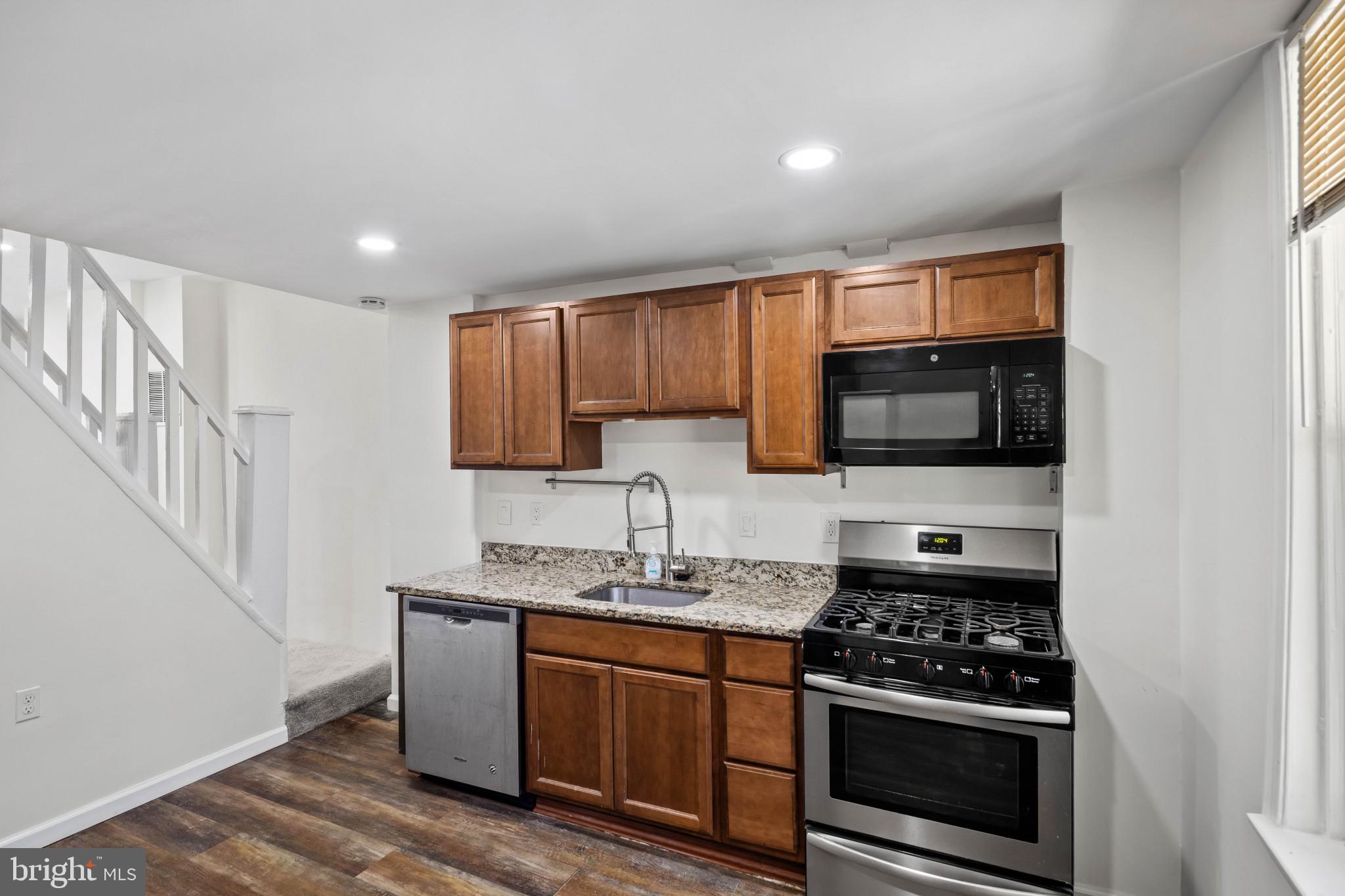 REMINGTON HISTORIC DISTRICT - Residential Lease