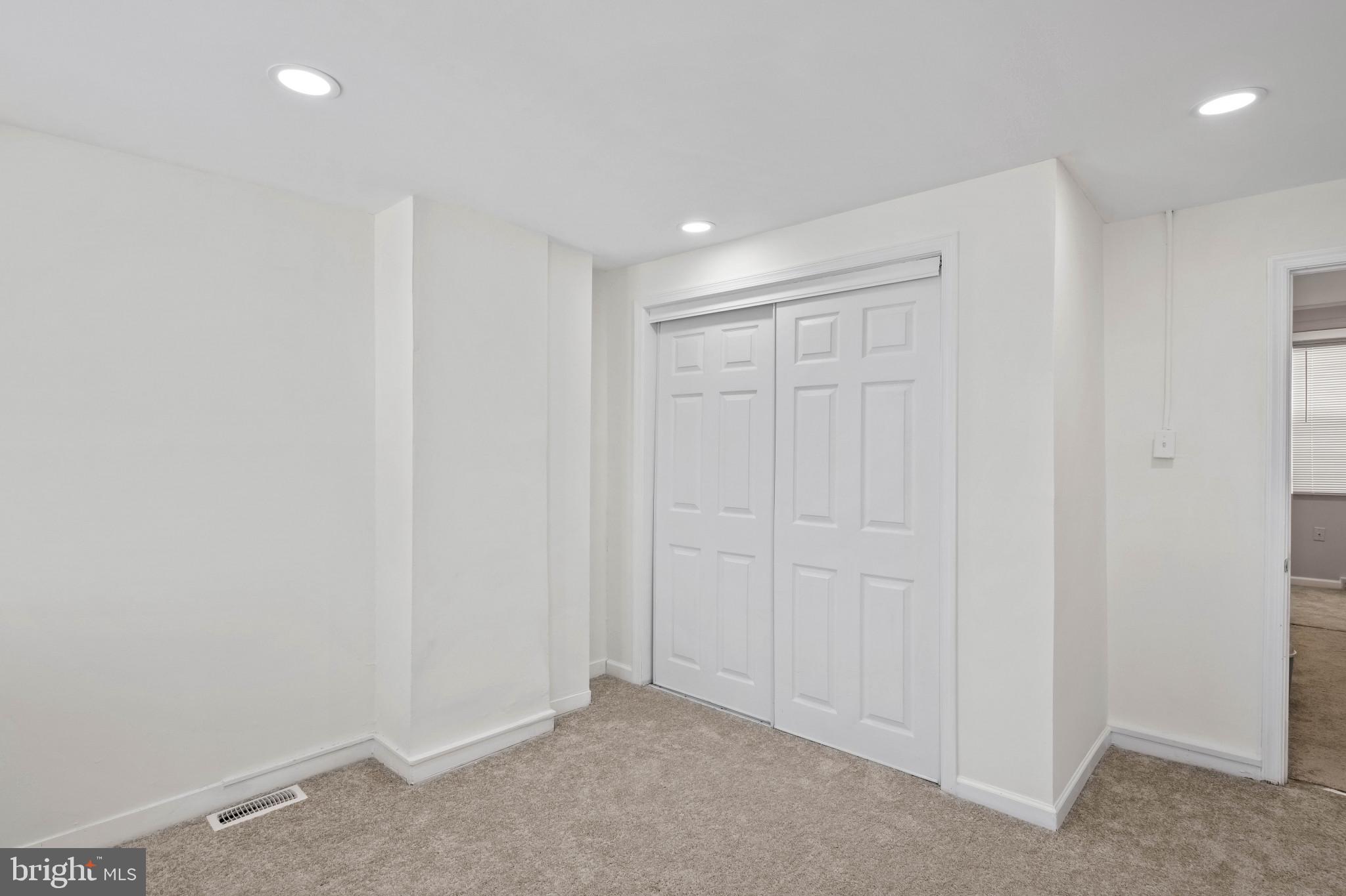 REMINGTON HISTORIC DISTRICT - Residential Lease