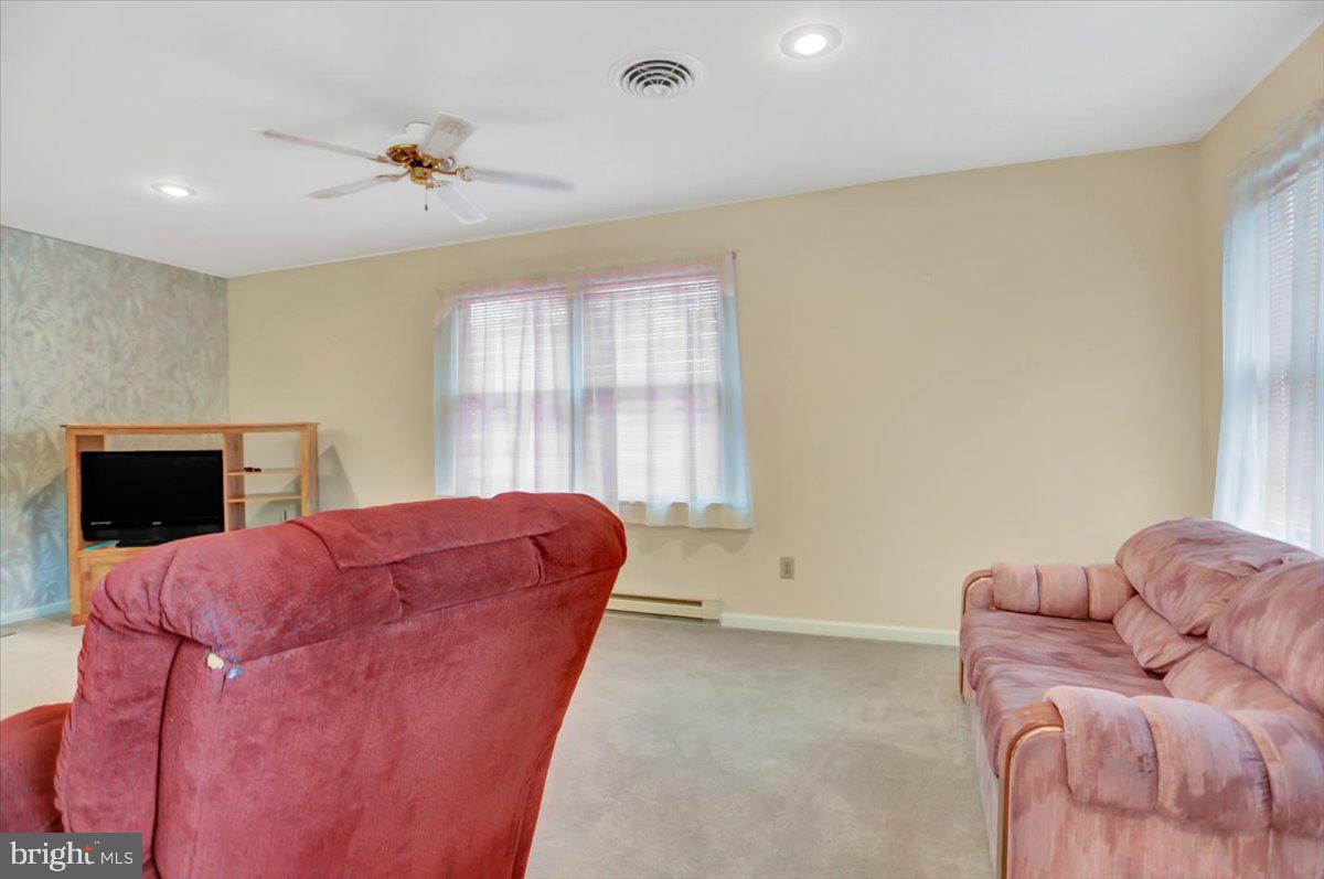 MEADOWBROOK - Residential