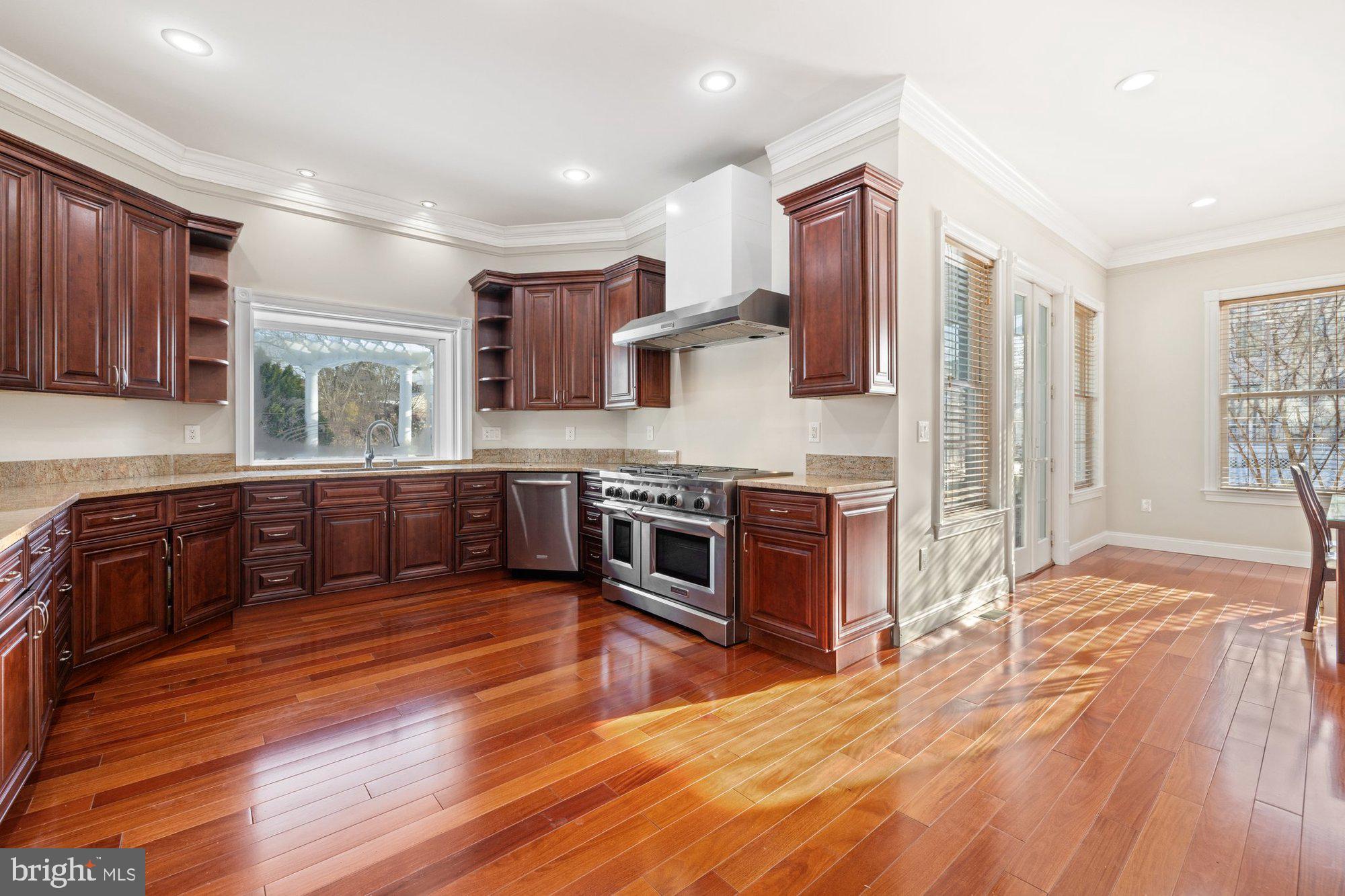 LITTLE VIENNA ESTATES - Residential