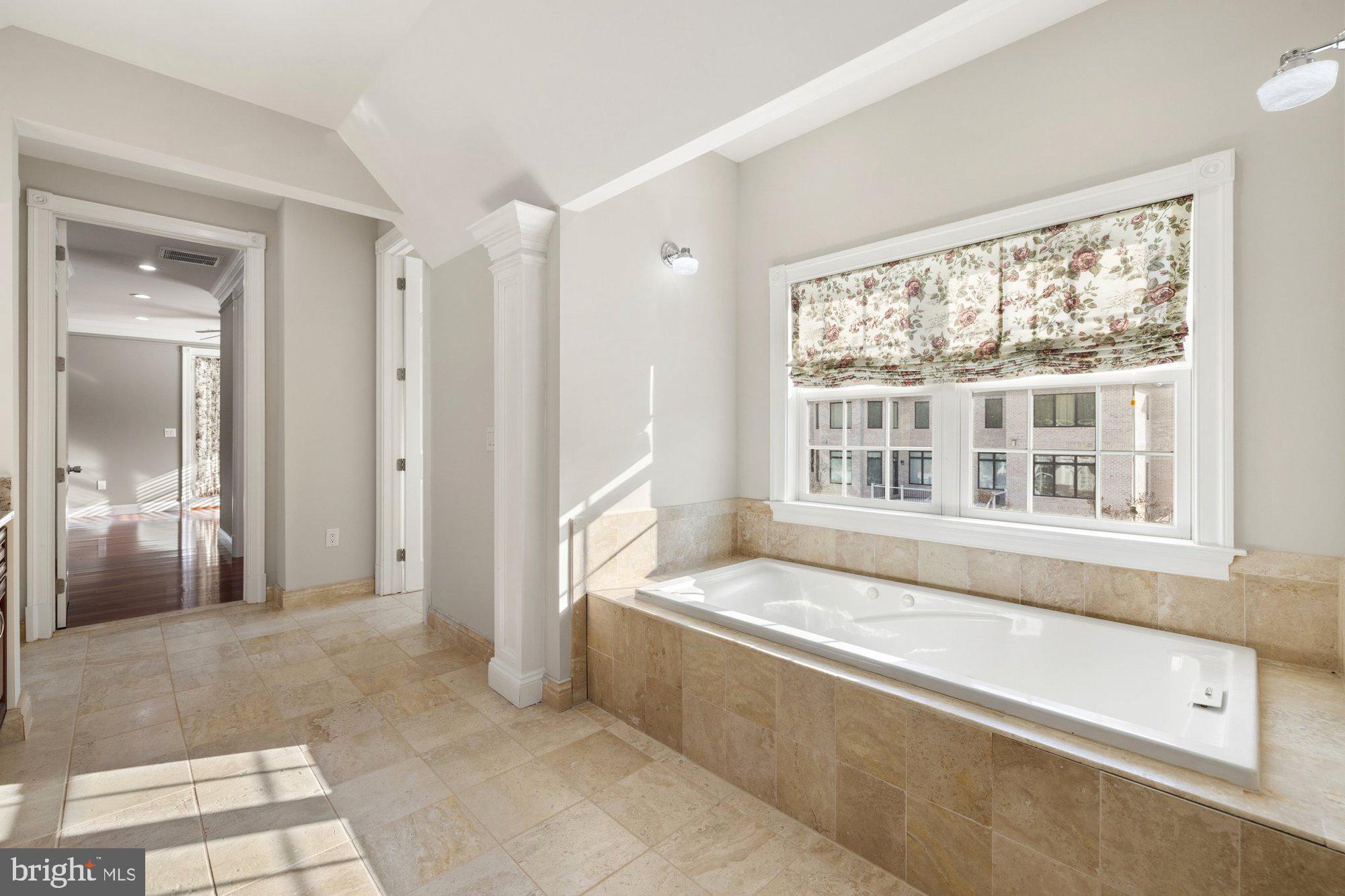 LITTLE VIENNA ESTATES - Residential